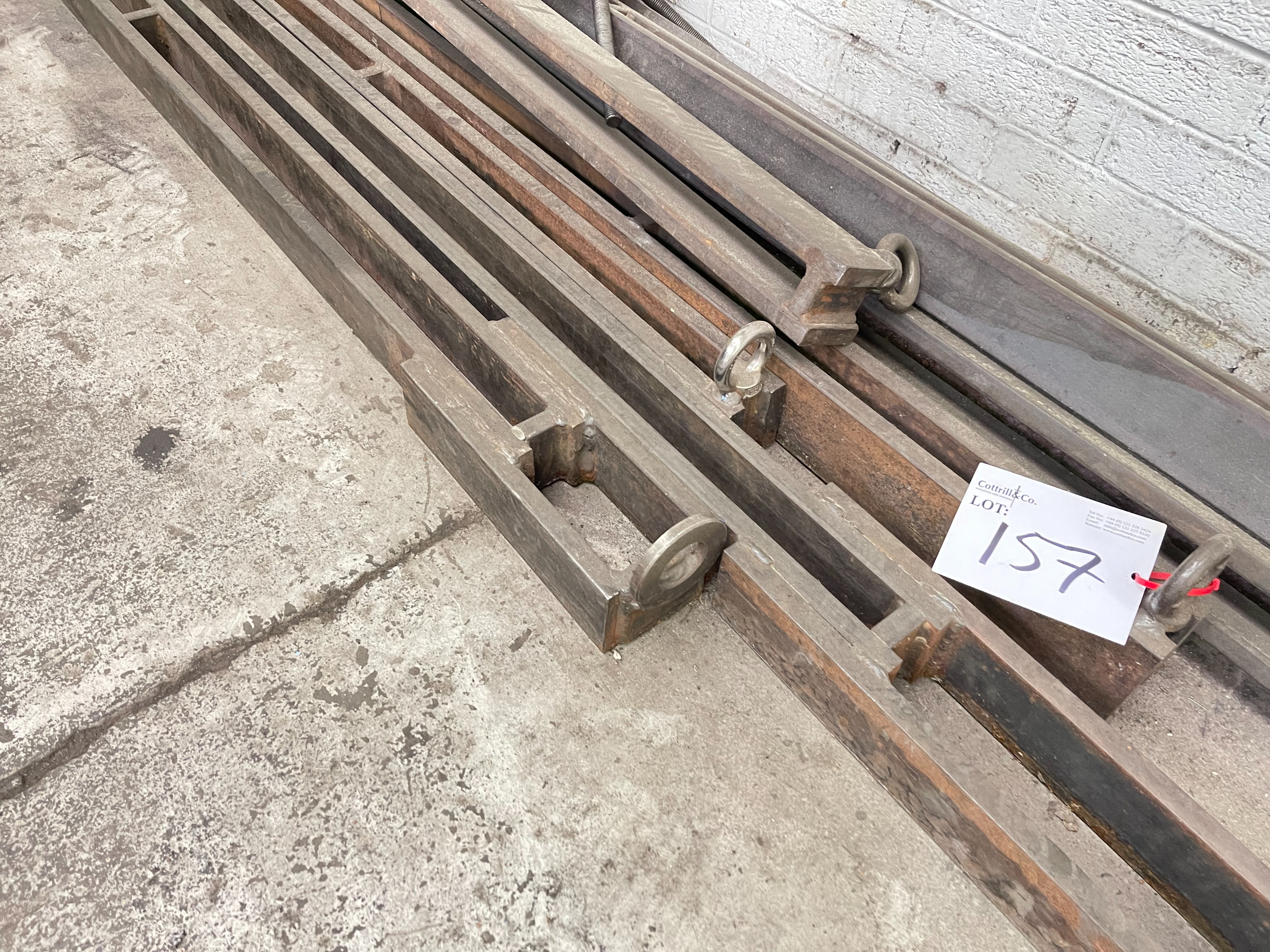 Qty of Bed Risers Various Lengths and Sizes 4m to 2.5m