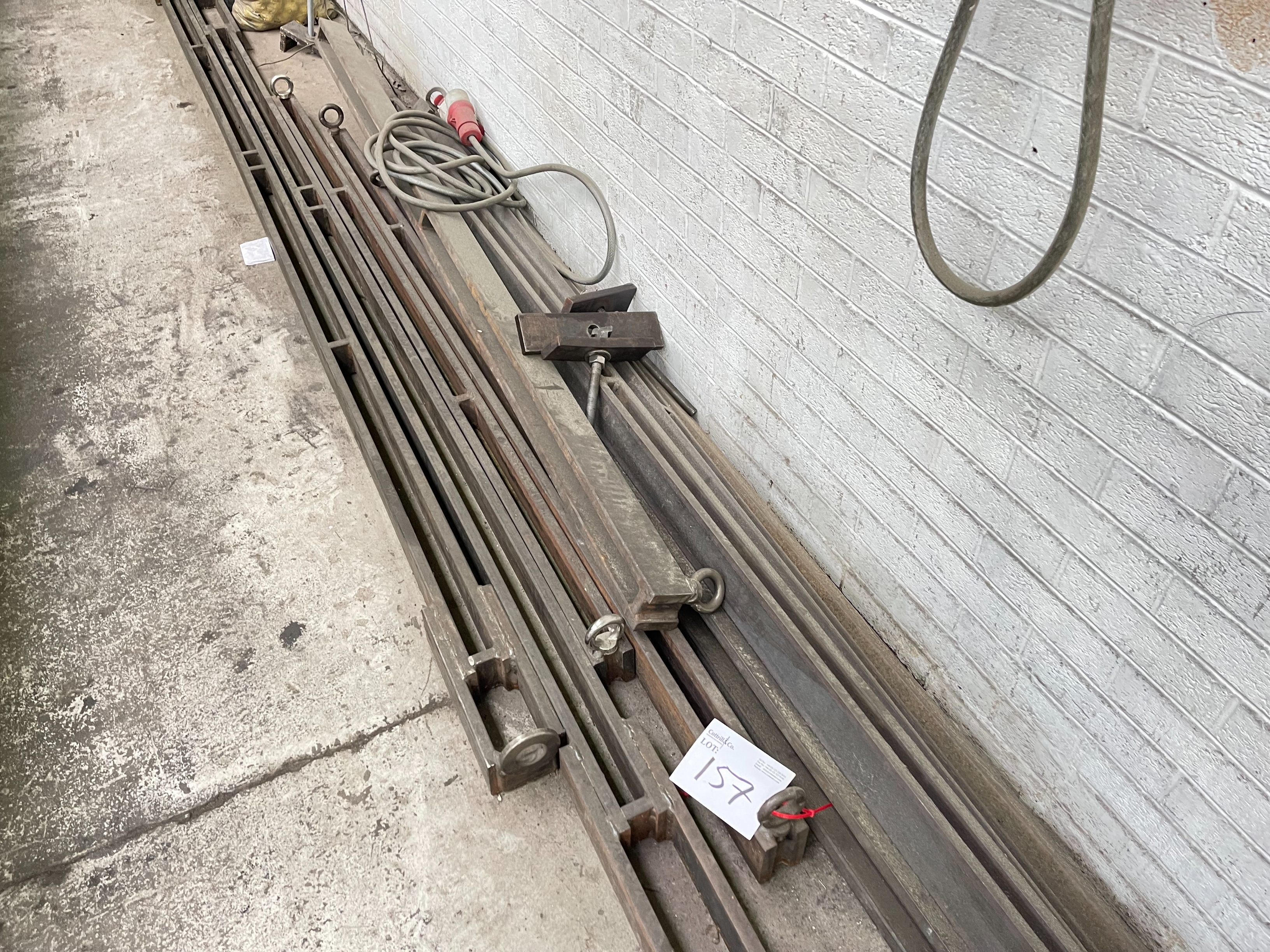 Qty of Bed Risers Various Lengths and Sizes 4m to 2.5m