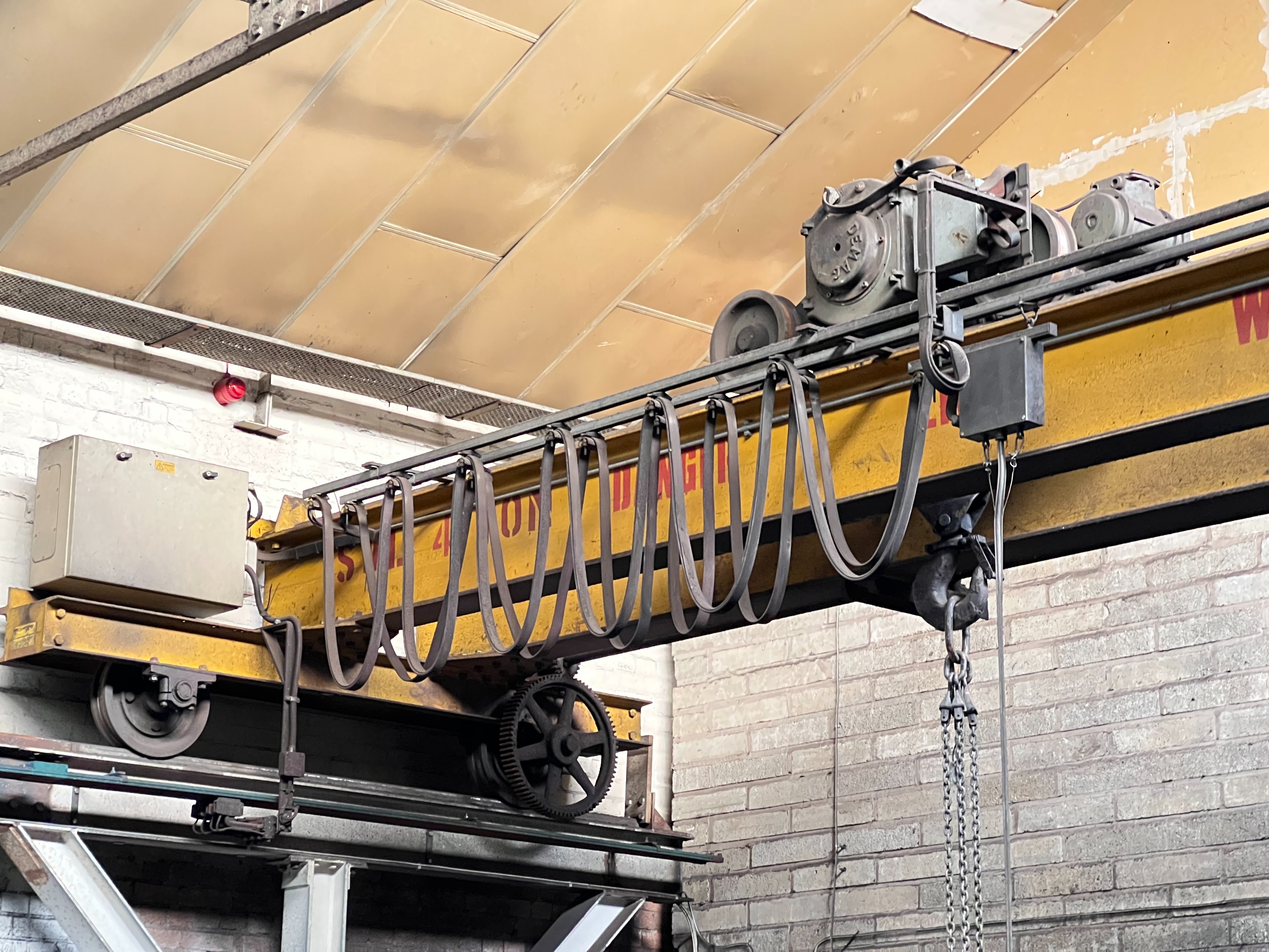 Overhead Travelling Gantry Crane