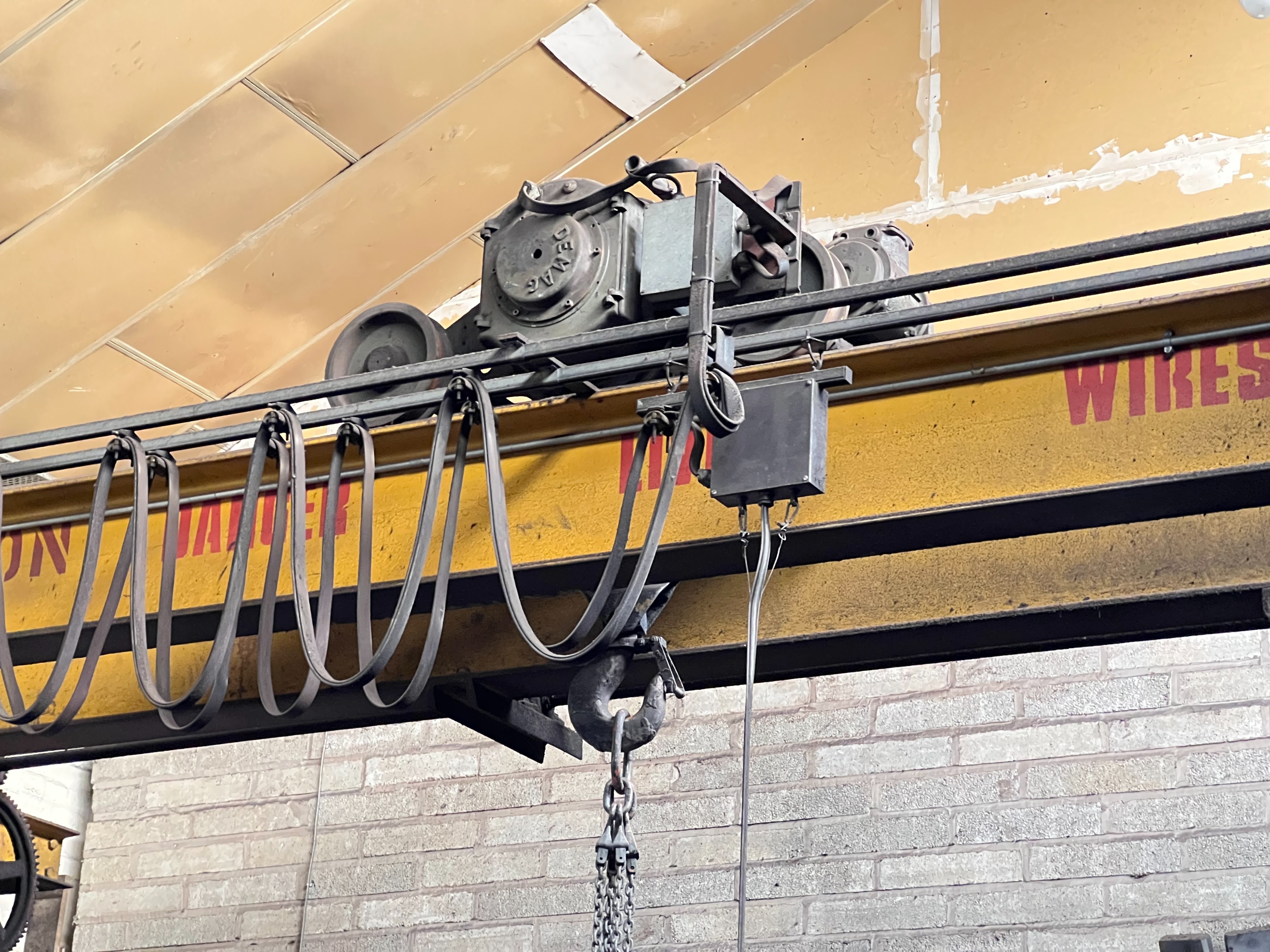 Overhead Travelling Gantry Crane