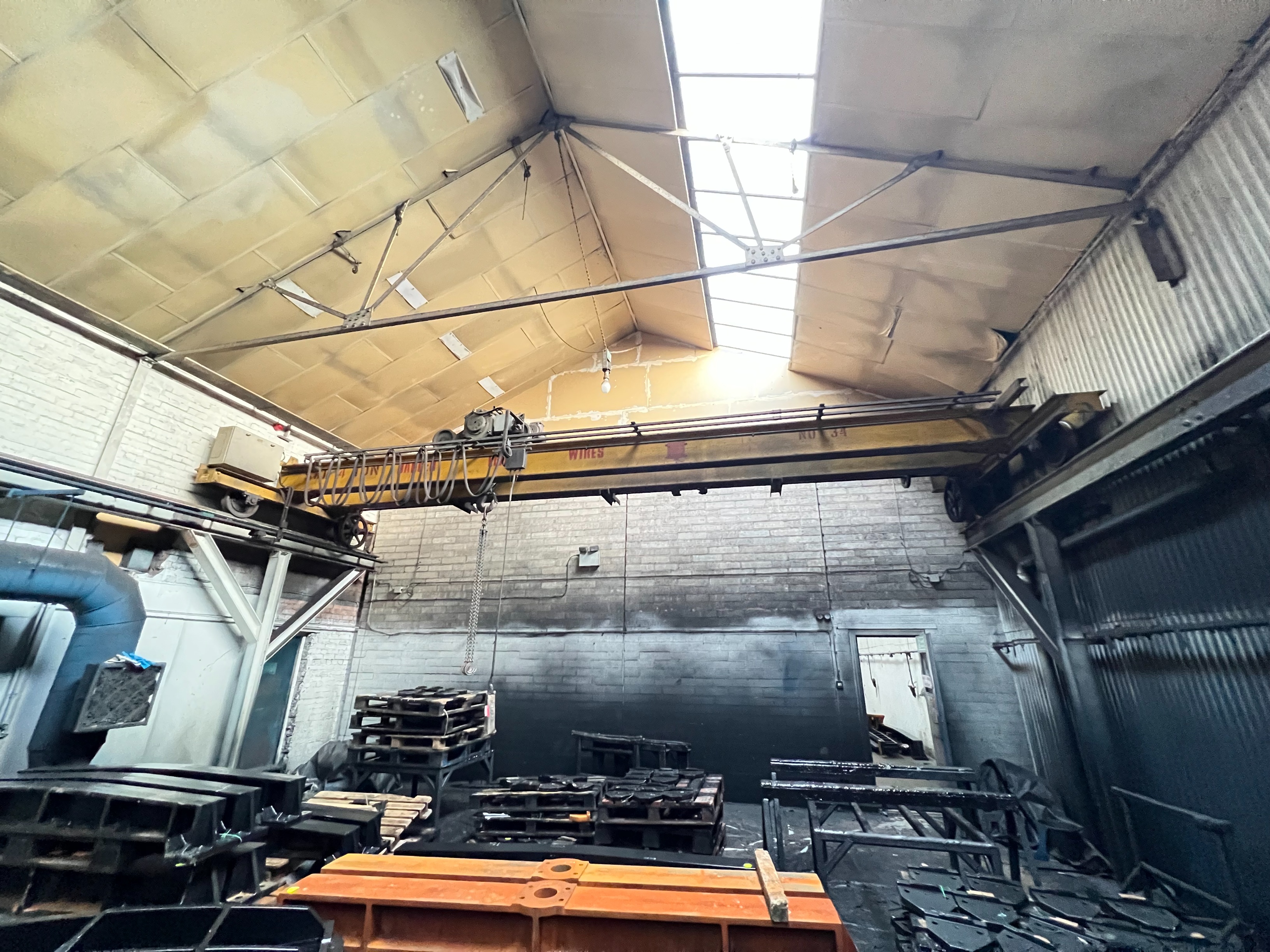 Overhead Travelling Gantry Crane