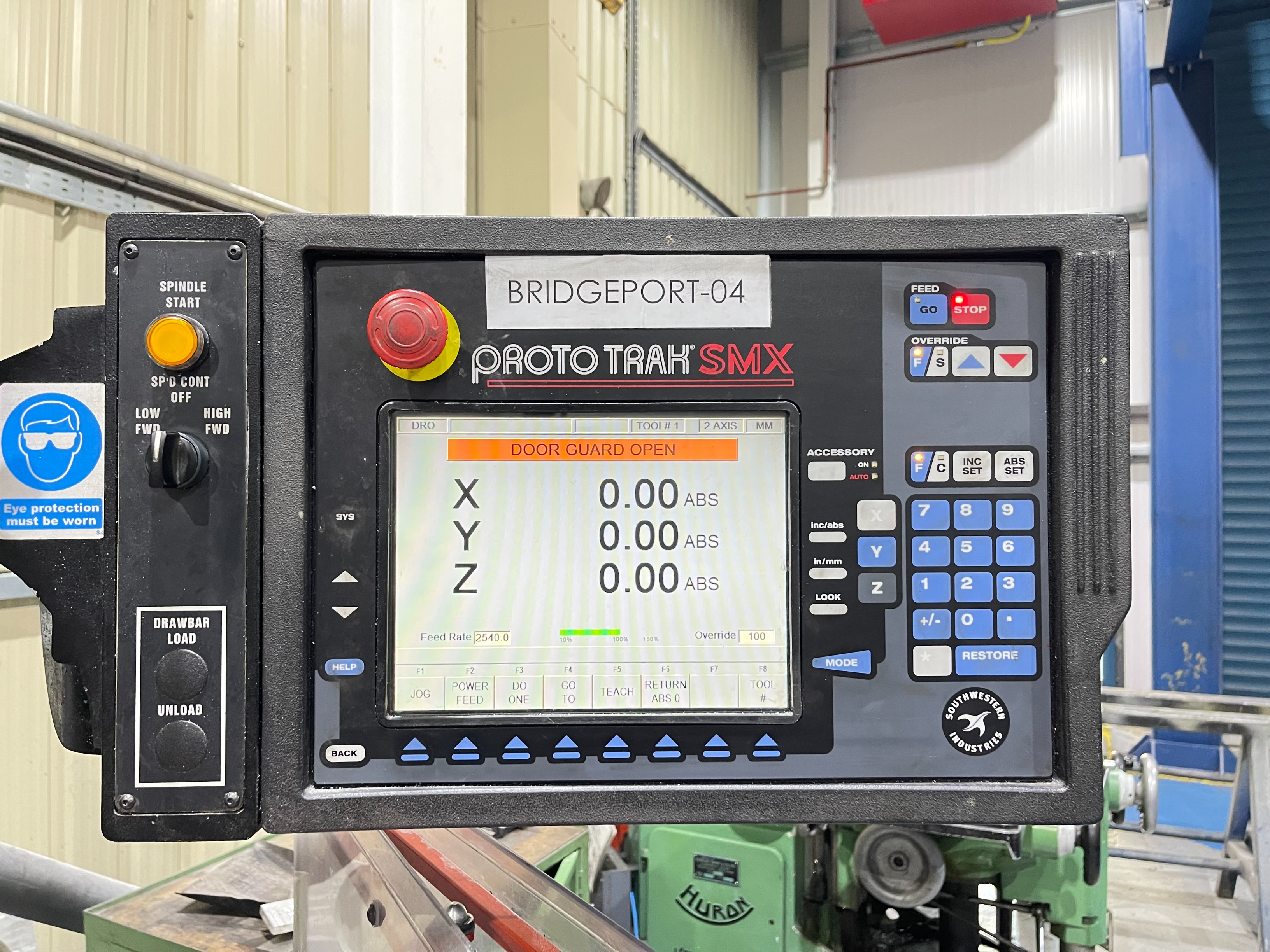 XYZ SMX2000 Turret Mill