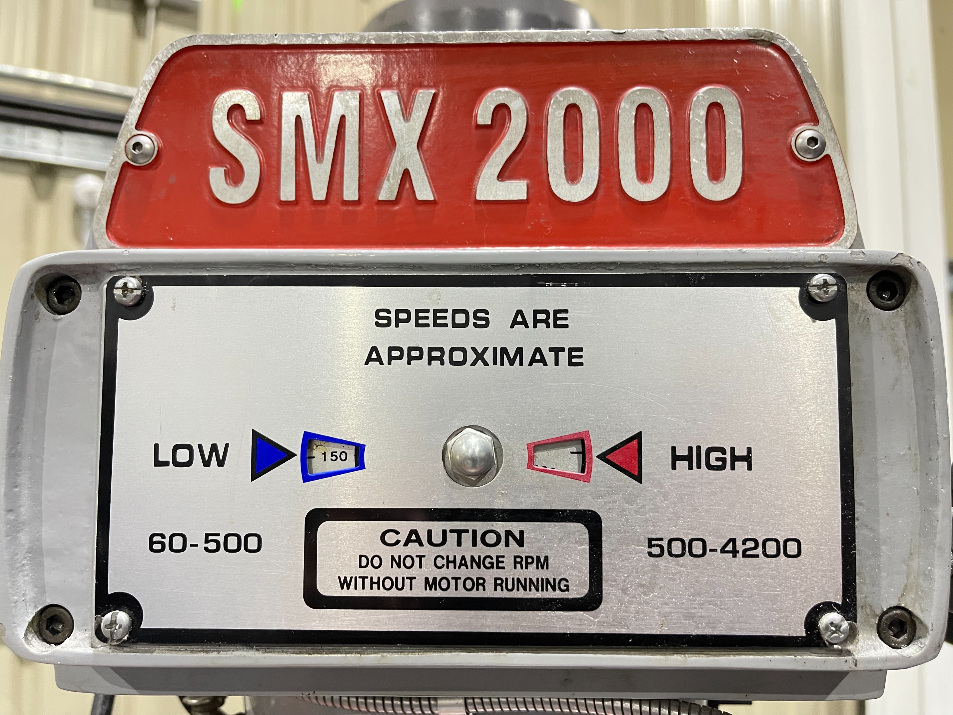 XYZ SMX2000 Turret Mill