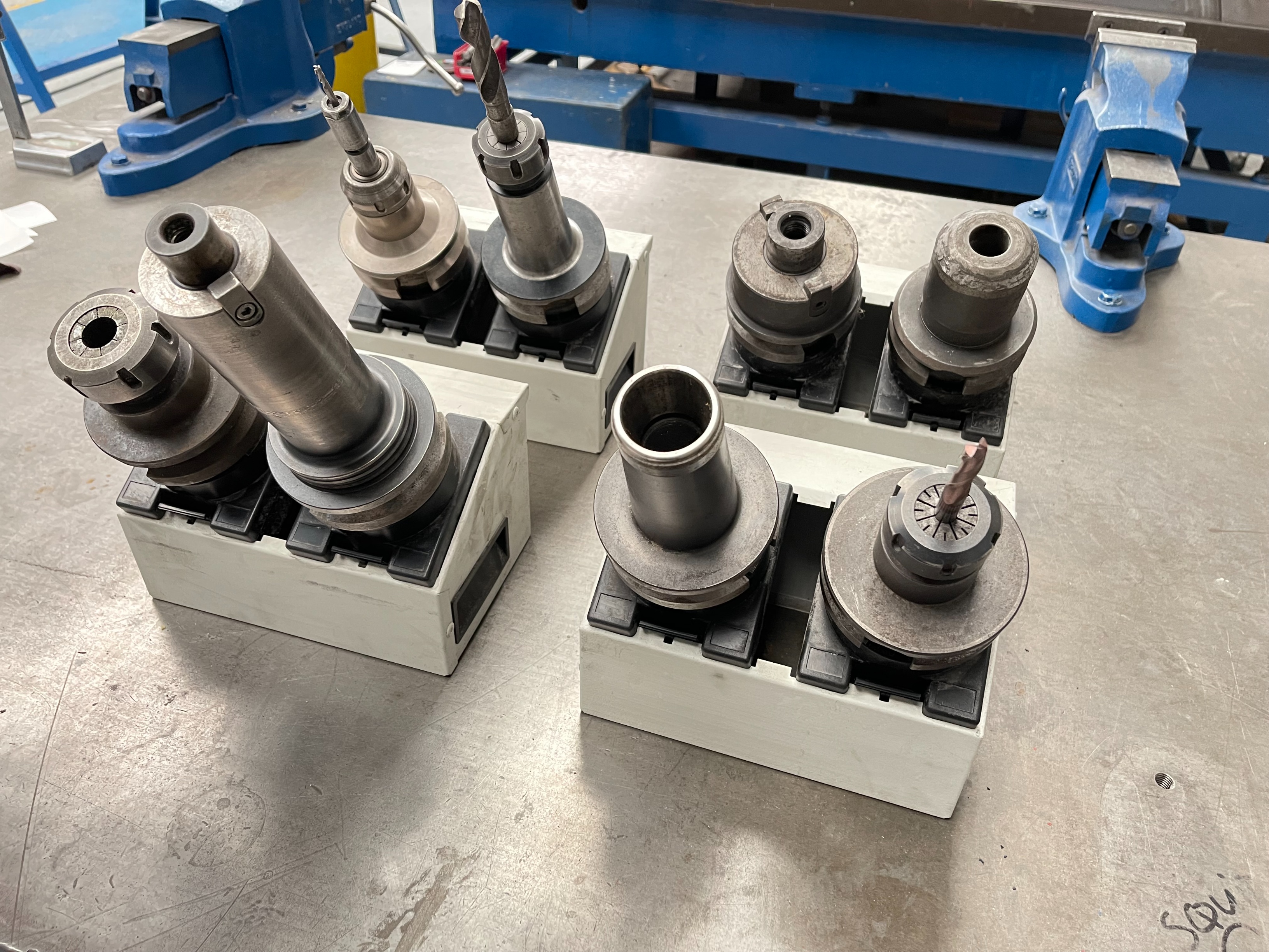 (8) x BT50 Tooling