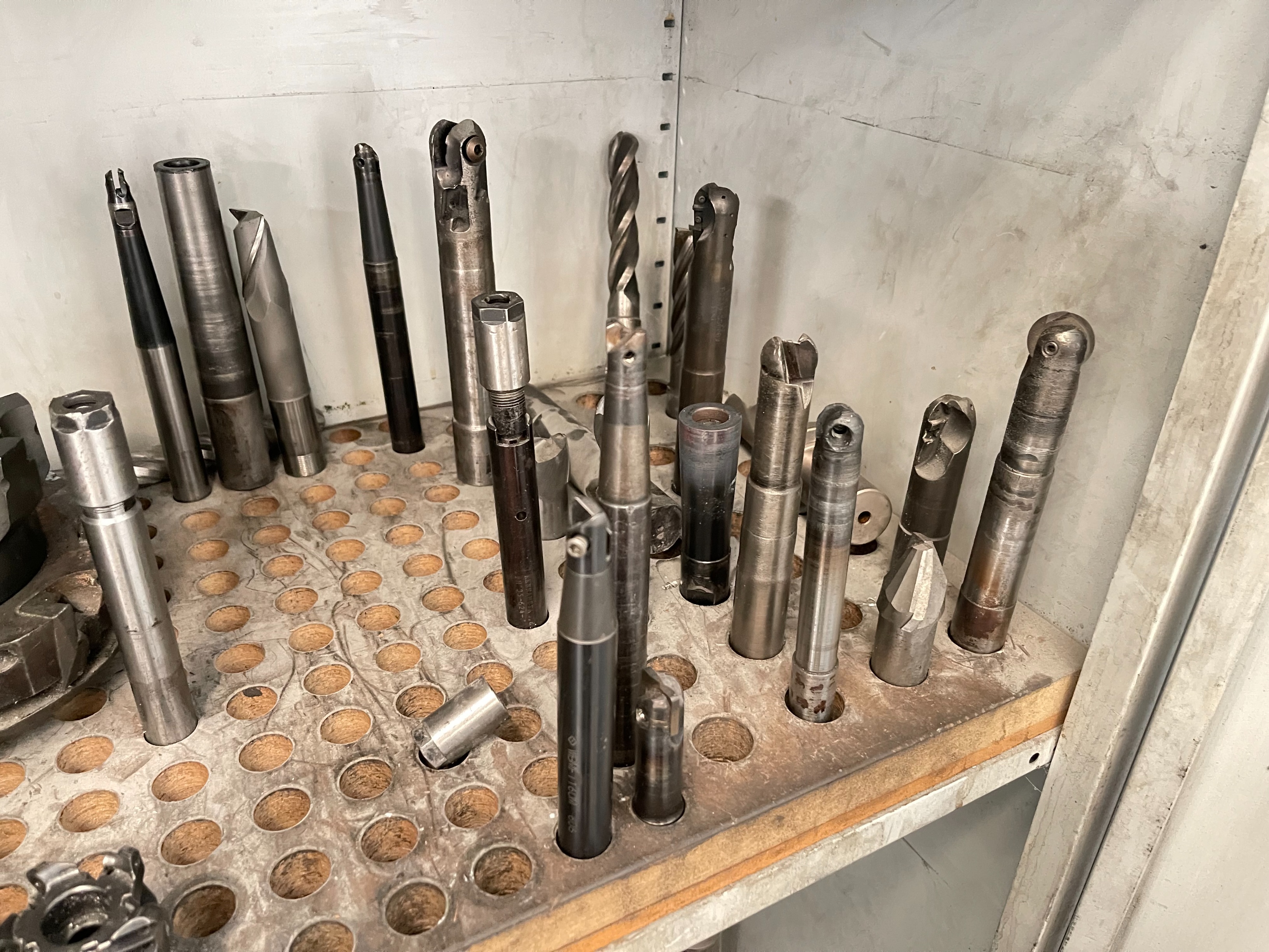 Qty of Cutters, Face Mills, Collets