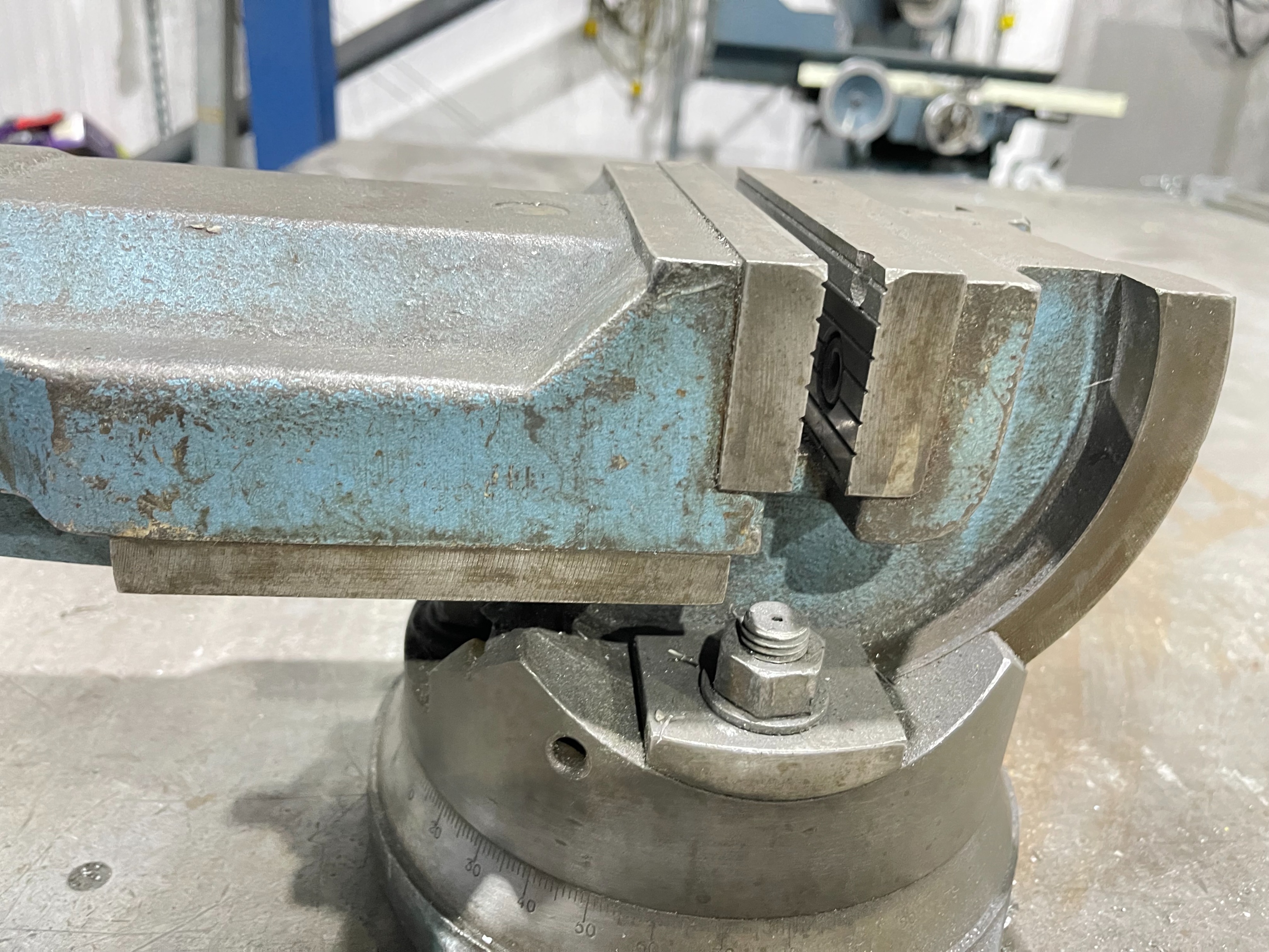 150mm Adjustable Machine Vice