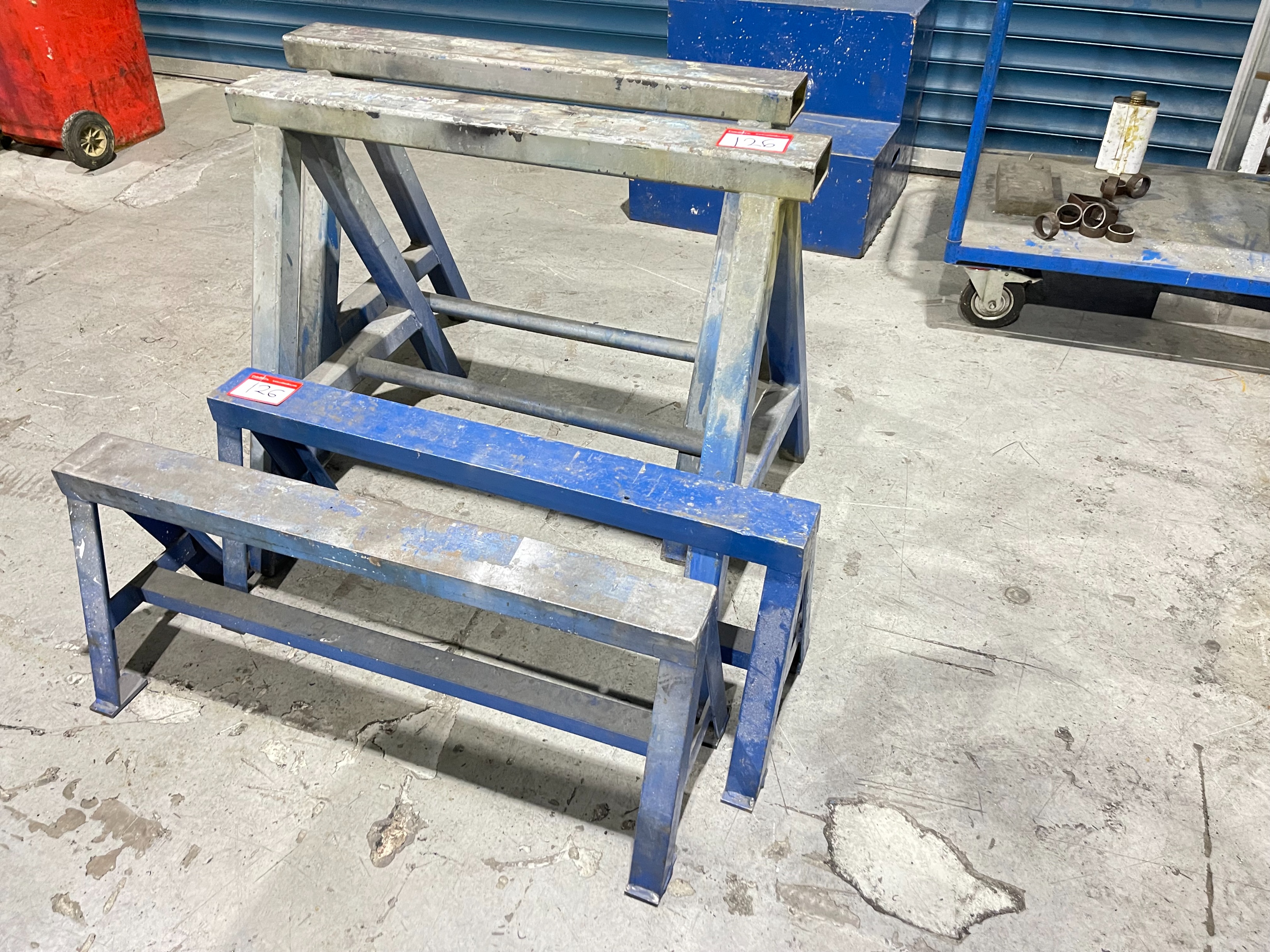 (2) x Tressals 1m x 820mm, (2) x Tressals 1m x 420mm