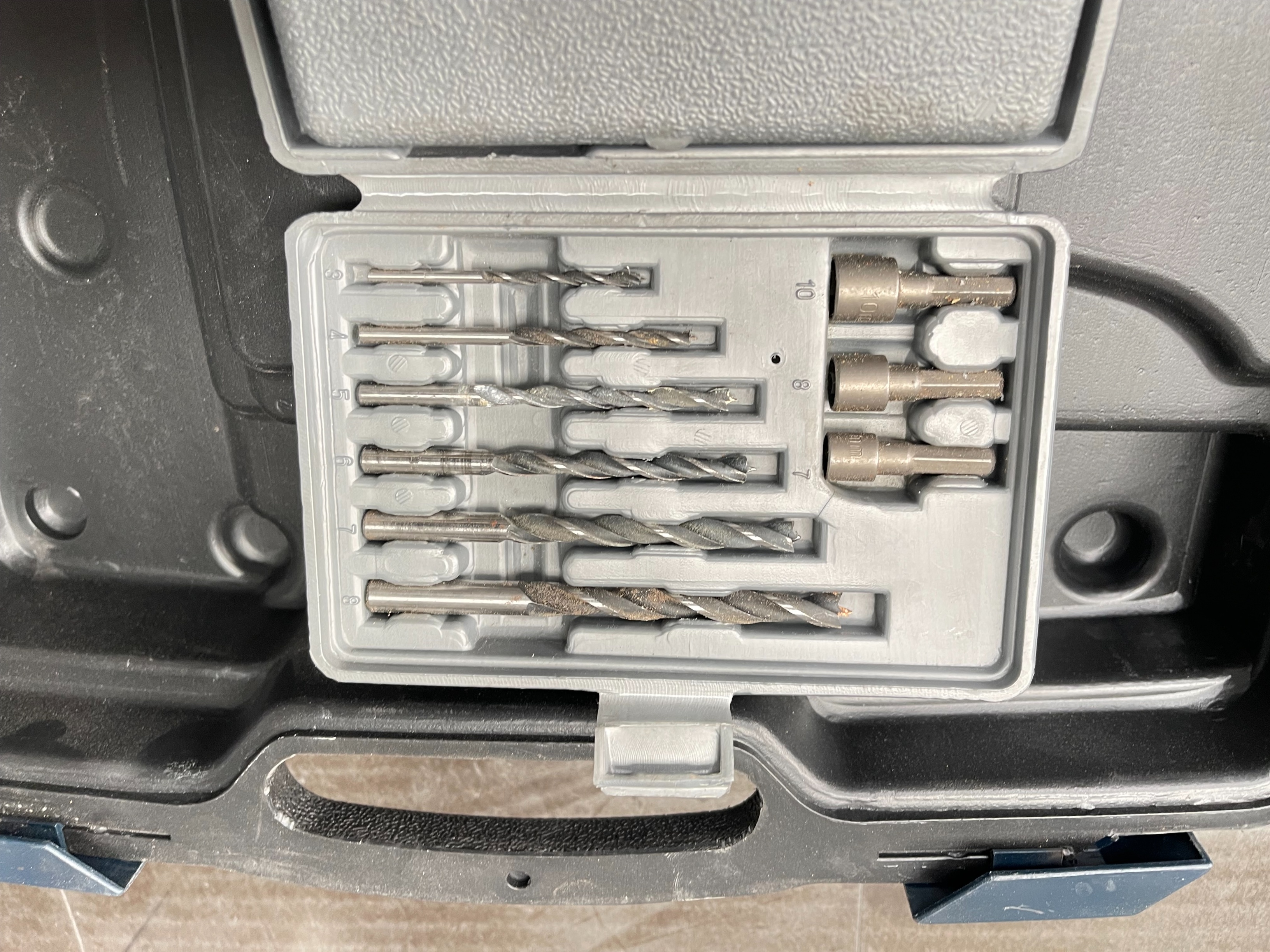 Qty of Jigsaws, Circular Saw, Heat Gun and Titan Sander