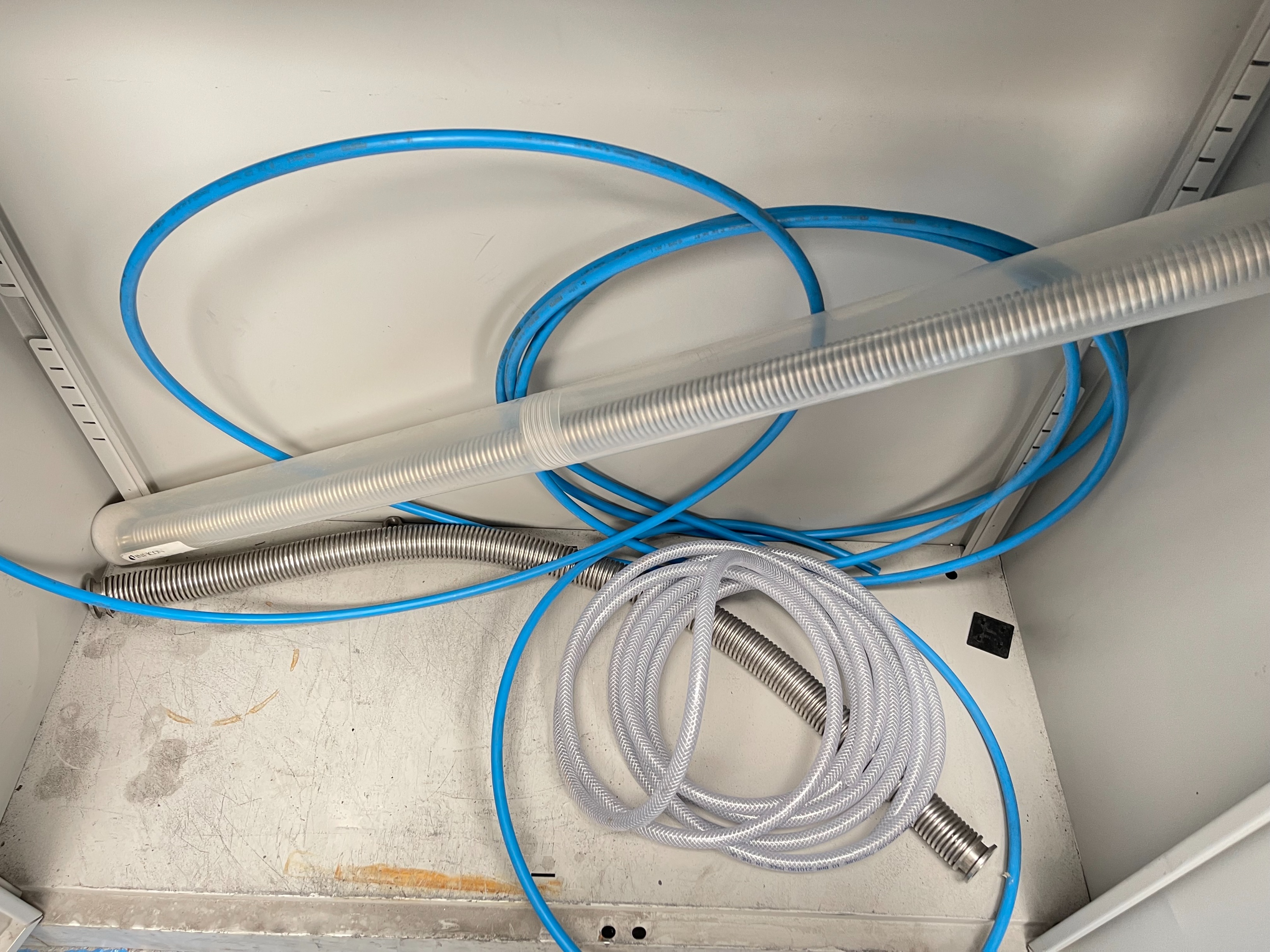 Cupboards with Qty of Air Fittings, Hydraulic Fittings and (2) x Vacuum Gauges