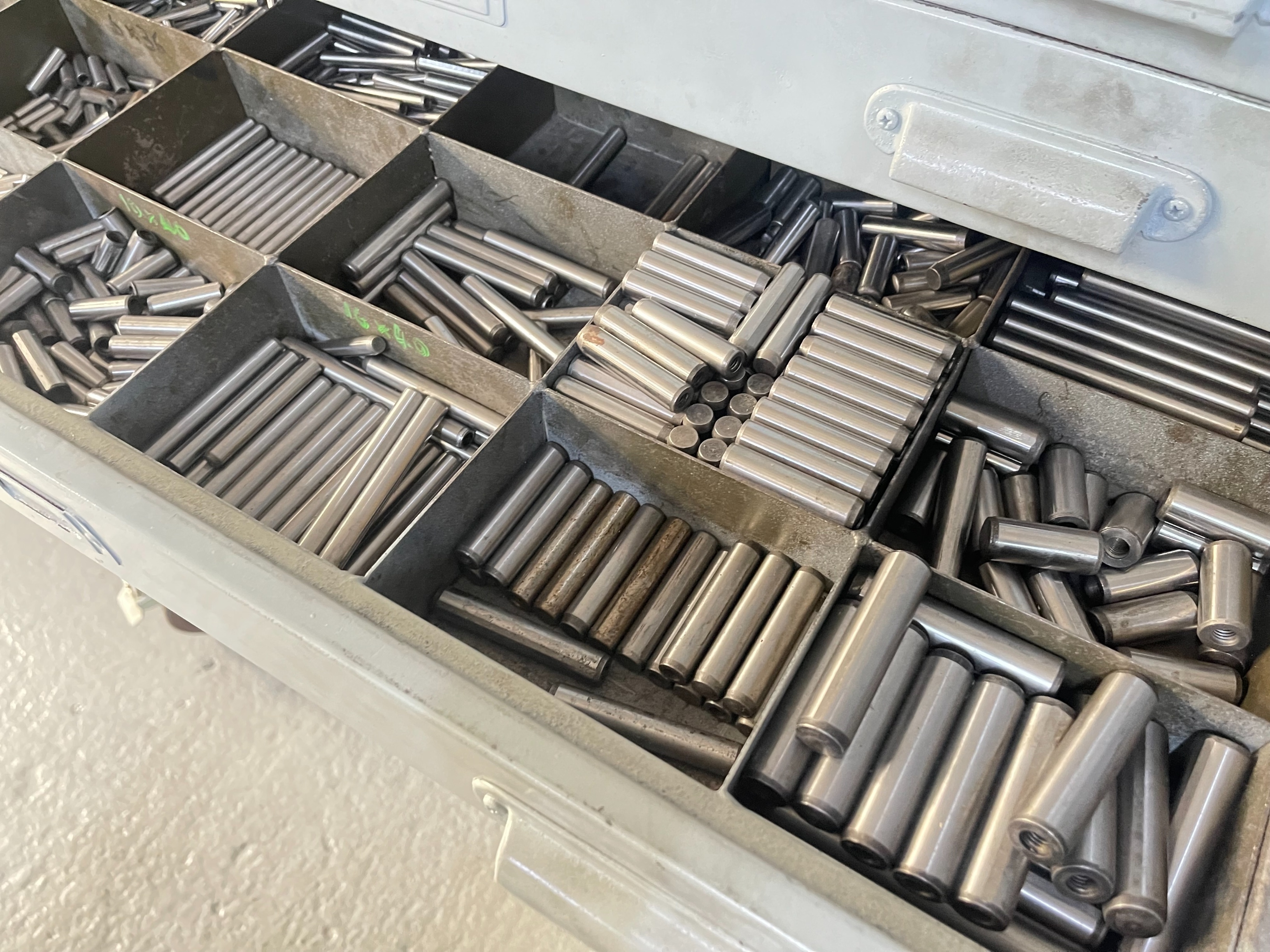 10 Drawer Mobile Cabinet with Qty of Dowels, Split Pins, Air Fittings, Cotter Pins, Springs and Bolts