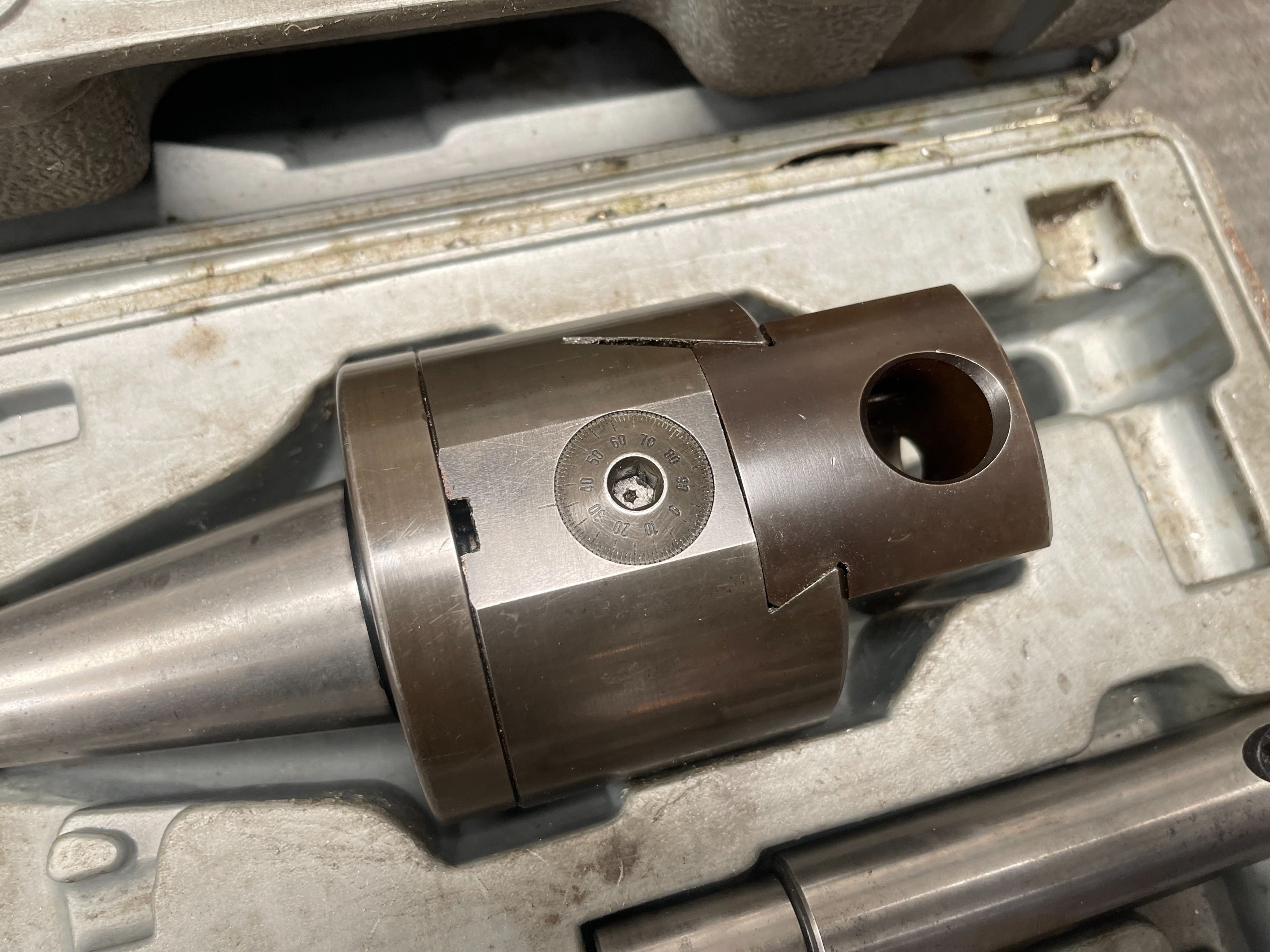 Qty of Vertex Boring Heads