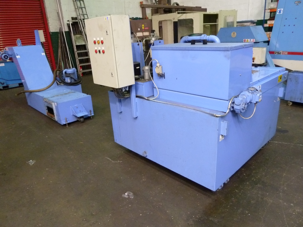 Mazak VTC-200B 3-axis Vertical Machining Centre