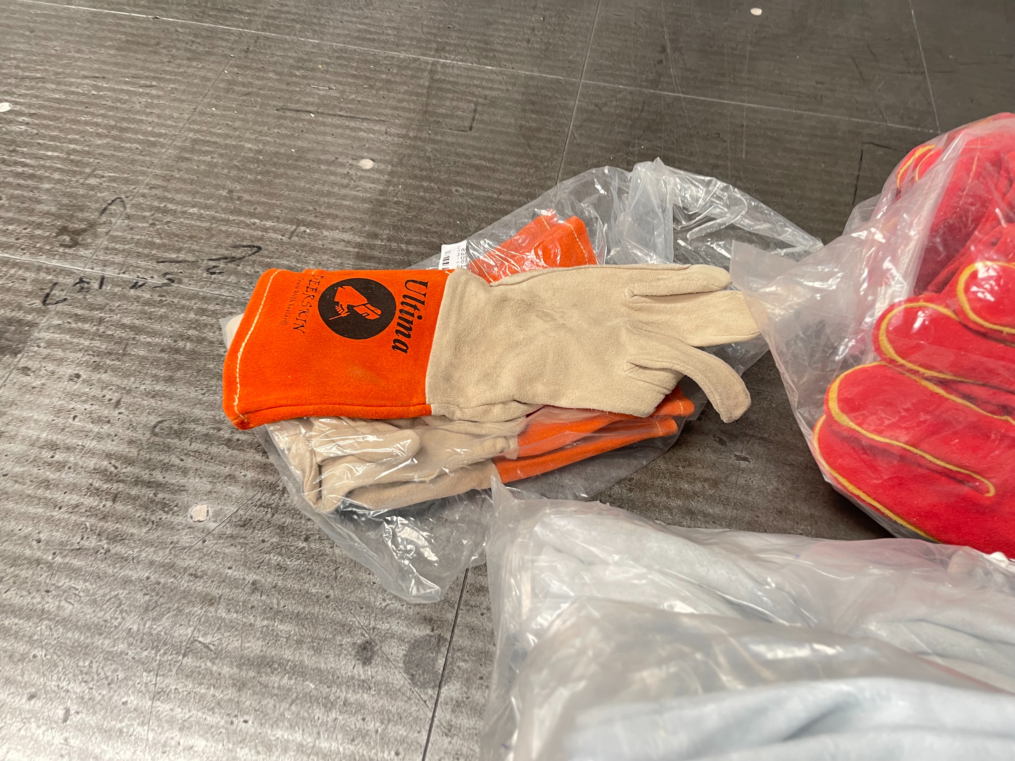 Qty of Welding PPE, Sleeves and Gloves