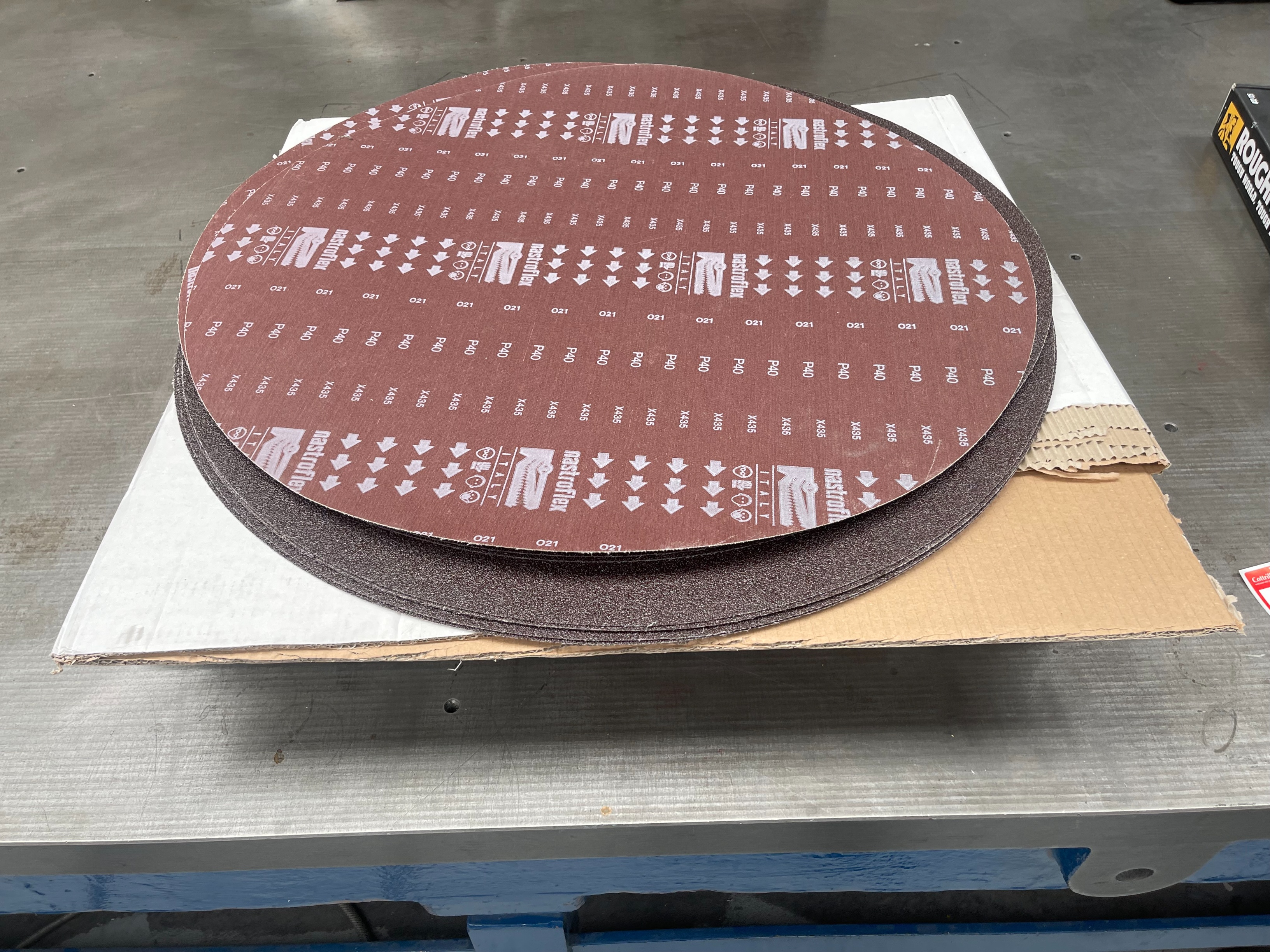 Large Qty of Sanding Discs 70mm