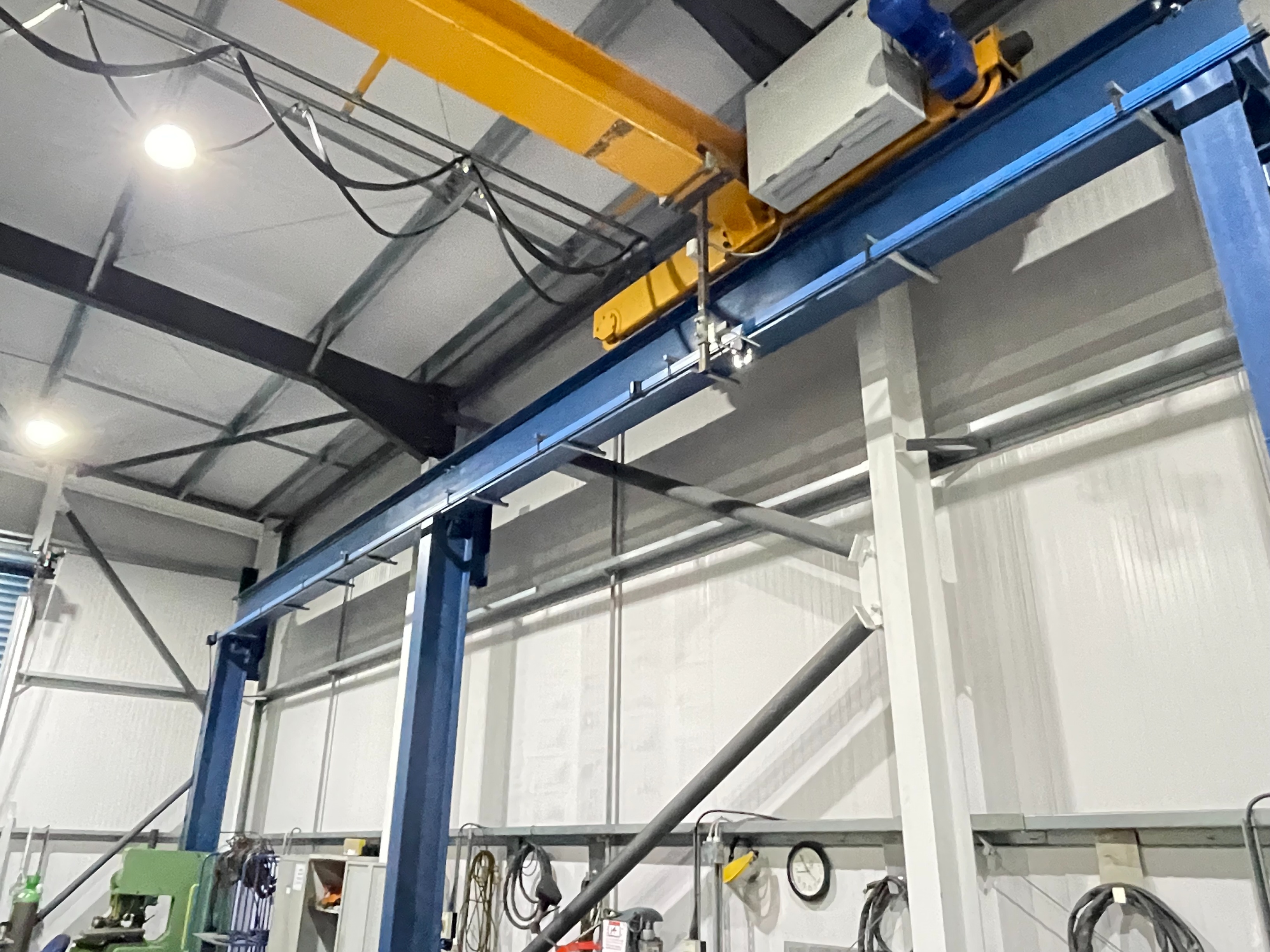 Free Standing Crane 8 ton, 12m Length, 7.4m Cross Travel