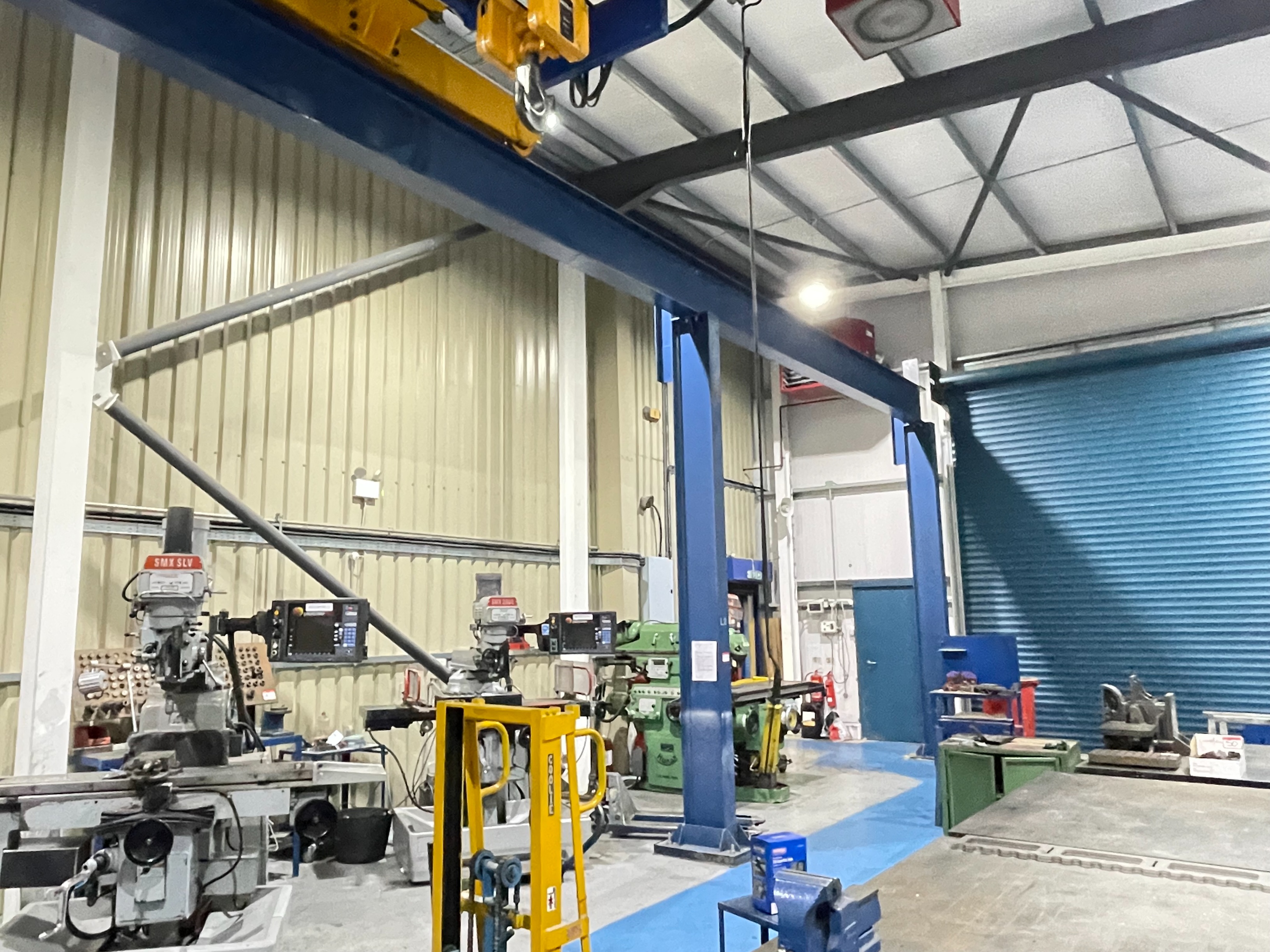 Free Standing Crane 8 ton, 12m Length, 7.4m Cross Travel