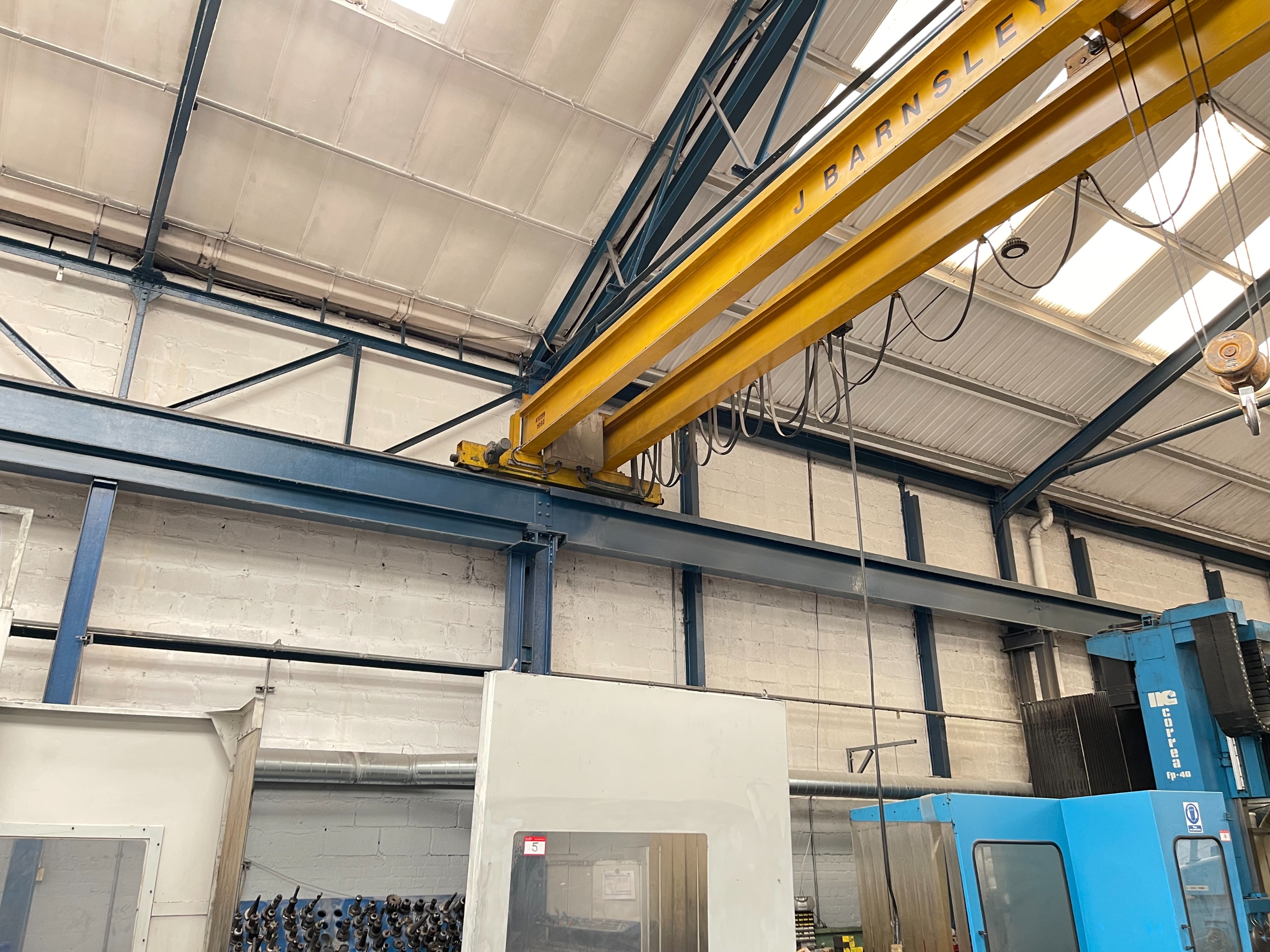 Crane 5 ton 12.8m Width, 6.3m High Approx.