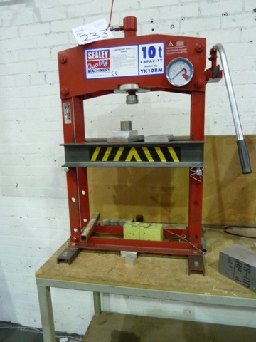 Sealey YK10BM Bench Type Garage Press