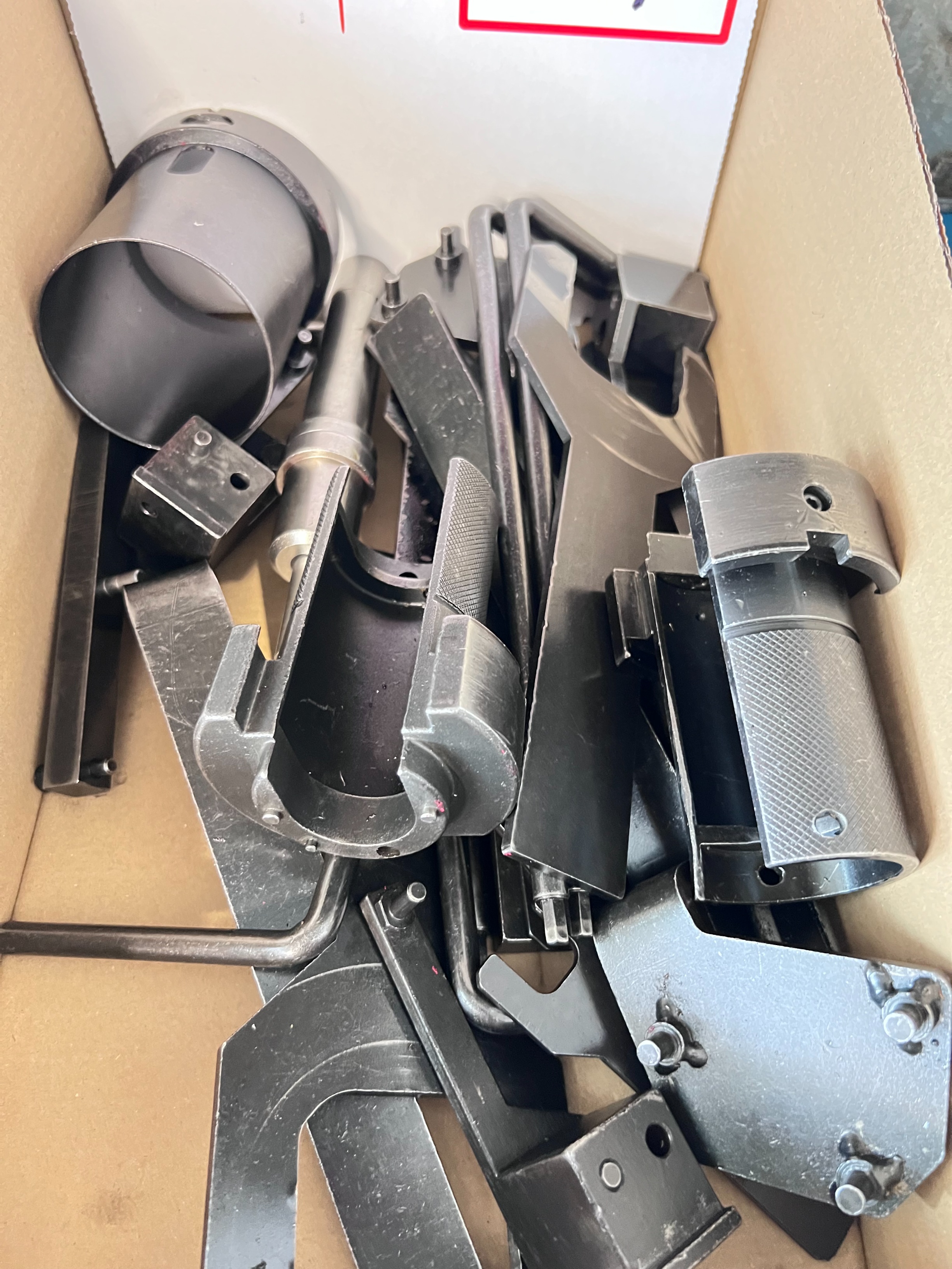 Qty of Barfeed Sleeve Attachments