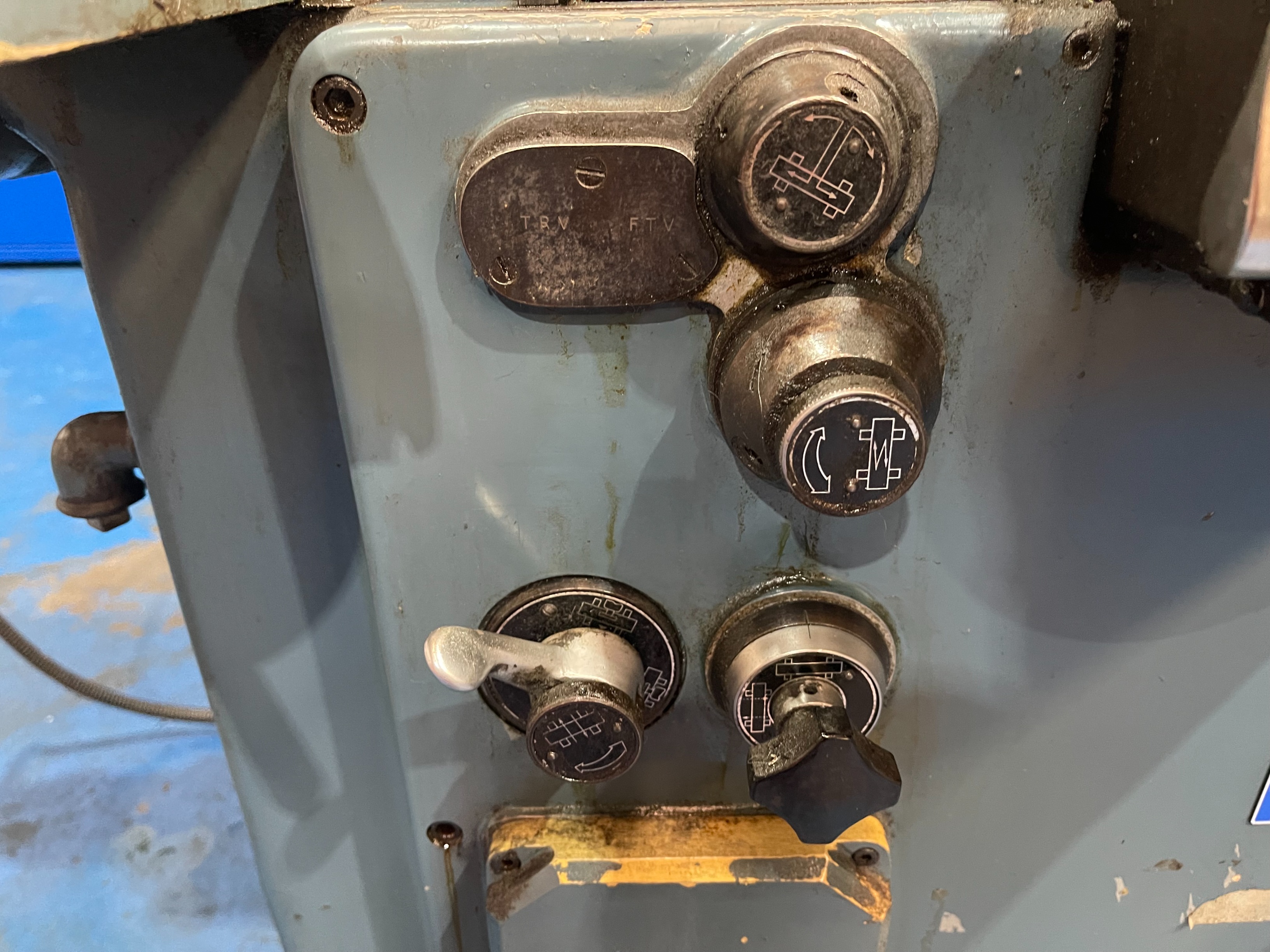 Jones & Shipman 1011 Surface Grinder