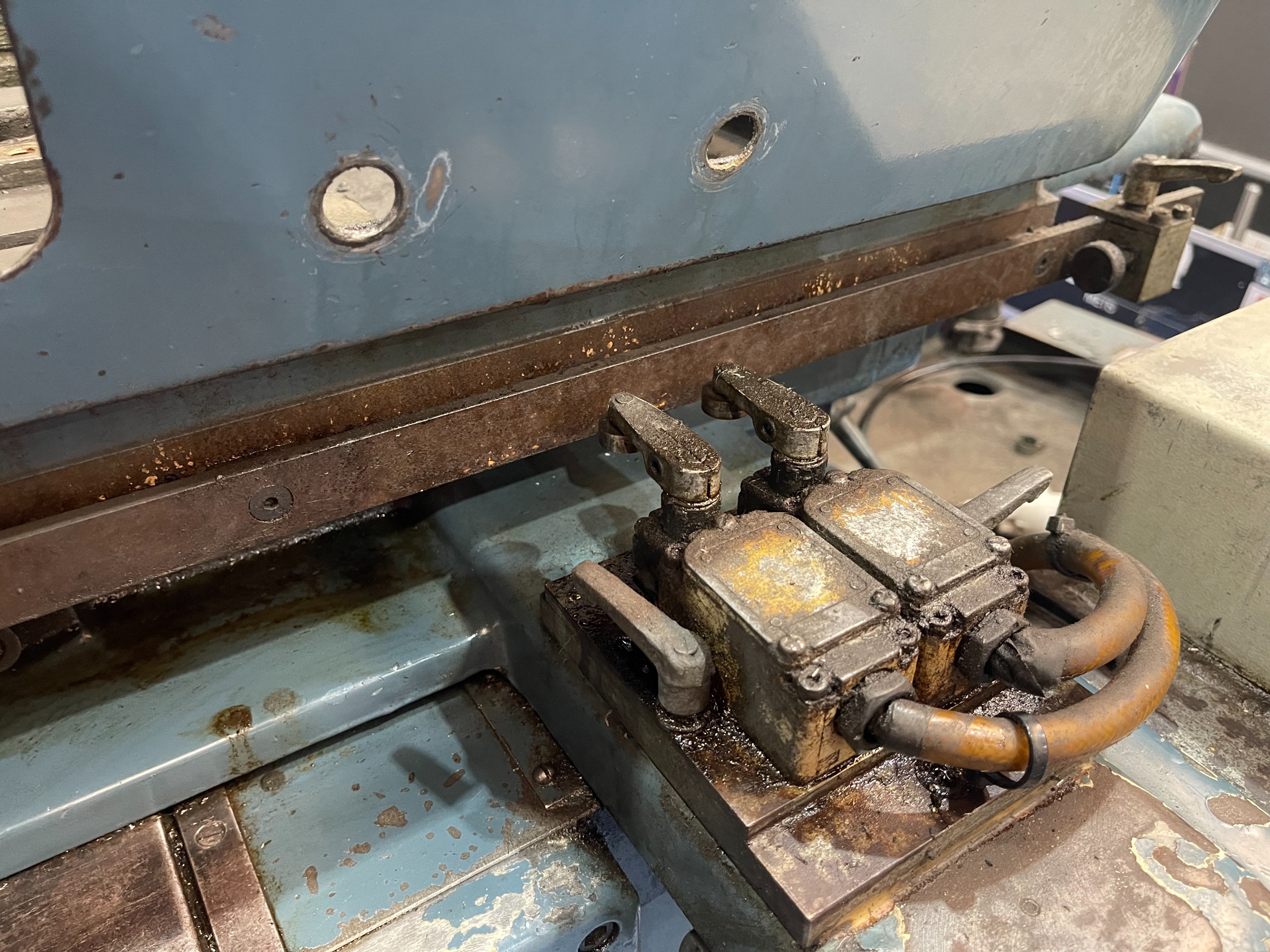 Jones & Shipman 1011 Surface Grinder