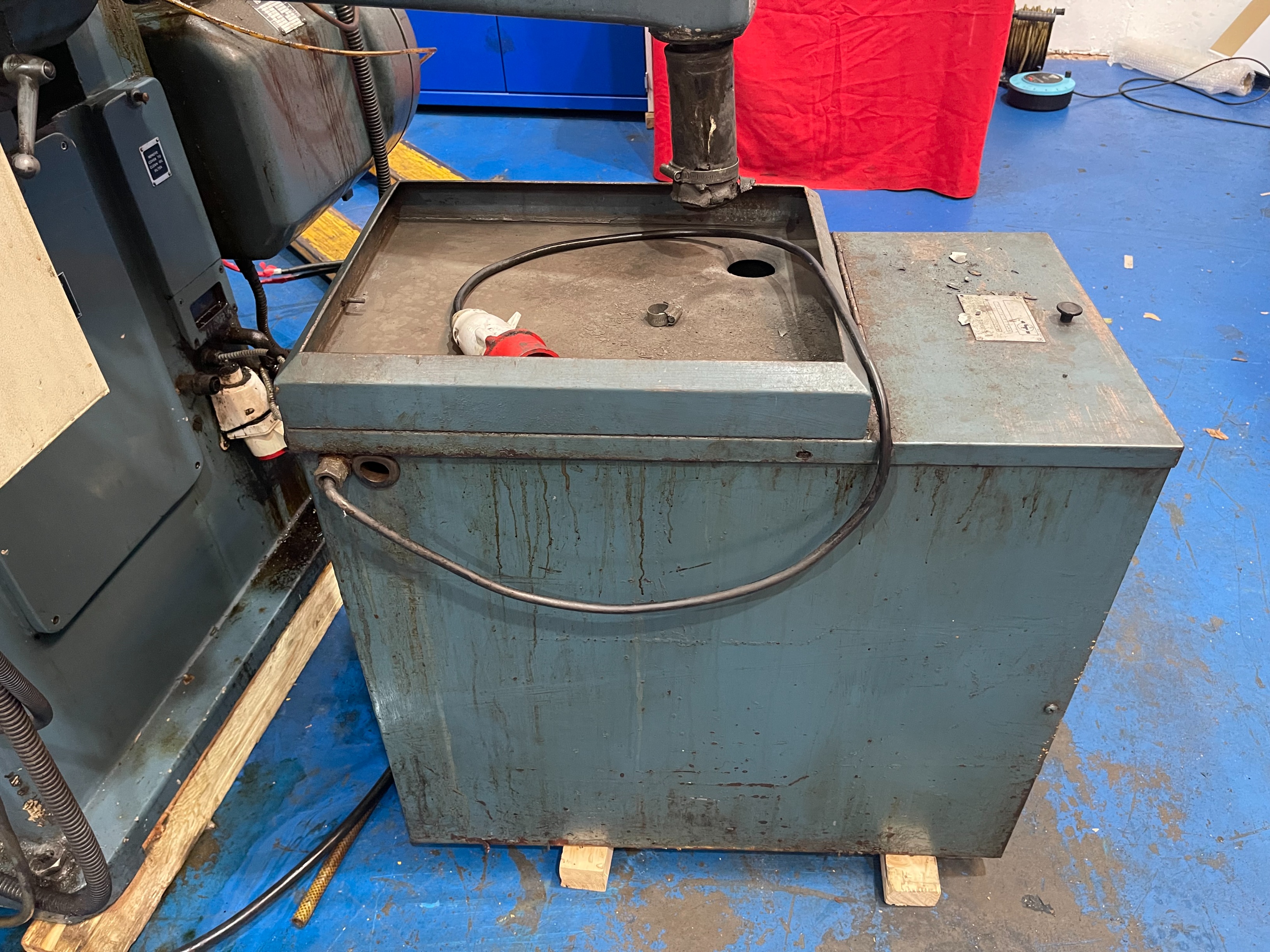 Jones & Shipman 1011 Surface Grinder