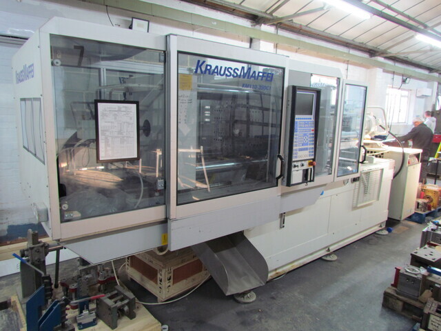 KraussMaffei 110-390 C1 Injection Moulding Machine