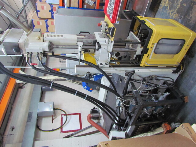 Arburg 221 KS 350-100U Injection Moulding Machine (1999)