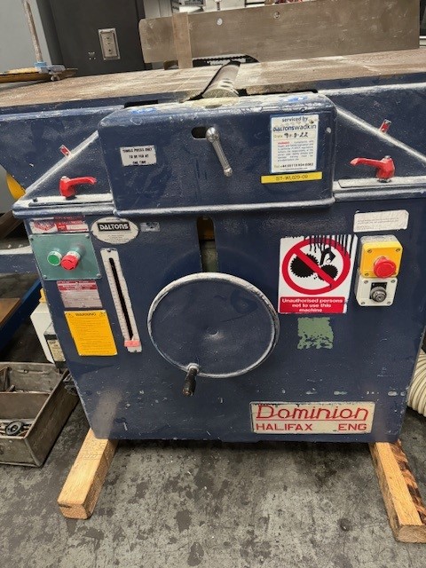 Dominion Planer Thicknesser Machine