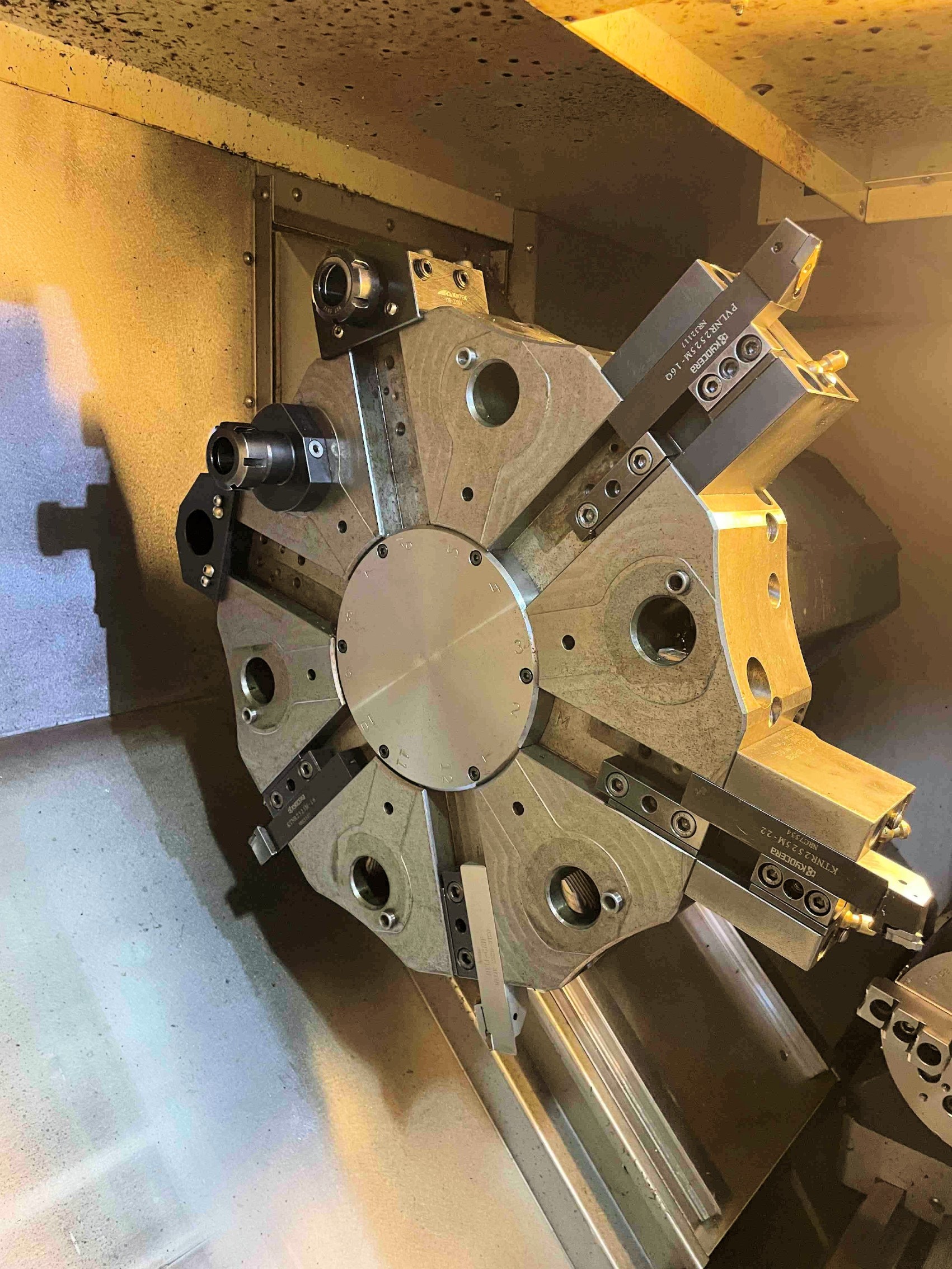 Haas DS-30 CNC Lathe with Sub-Spindle (2011)