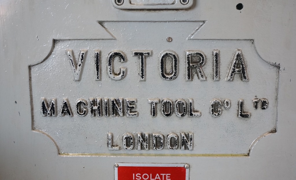 Victoria Vertical Milling Machine