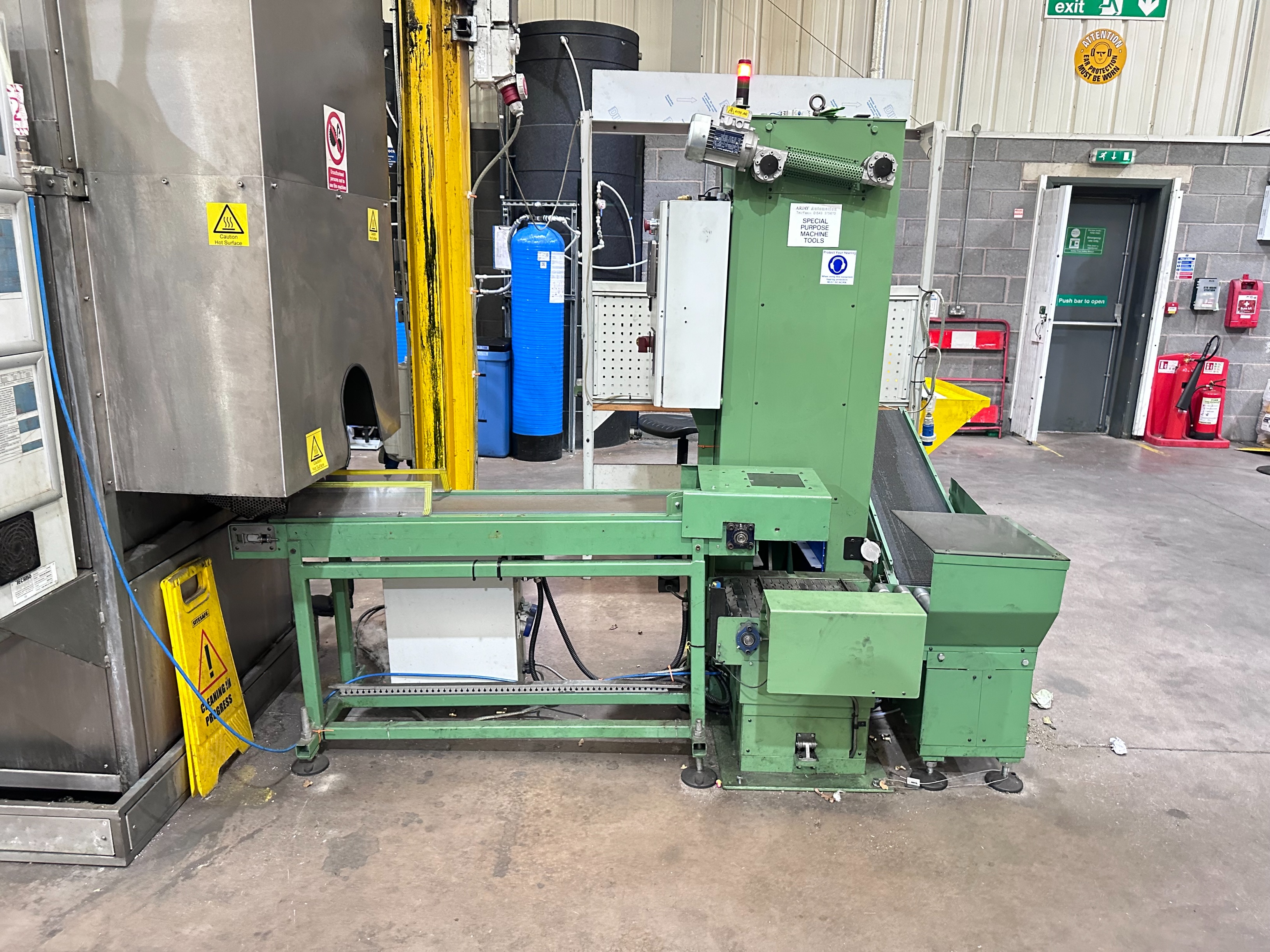 BRF (Riello) AZ-134/60 CN 3-Way, 8-Station Trunnion Type Rotary ...