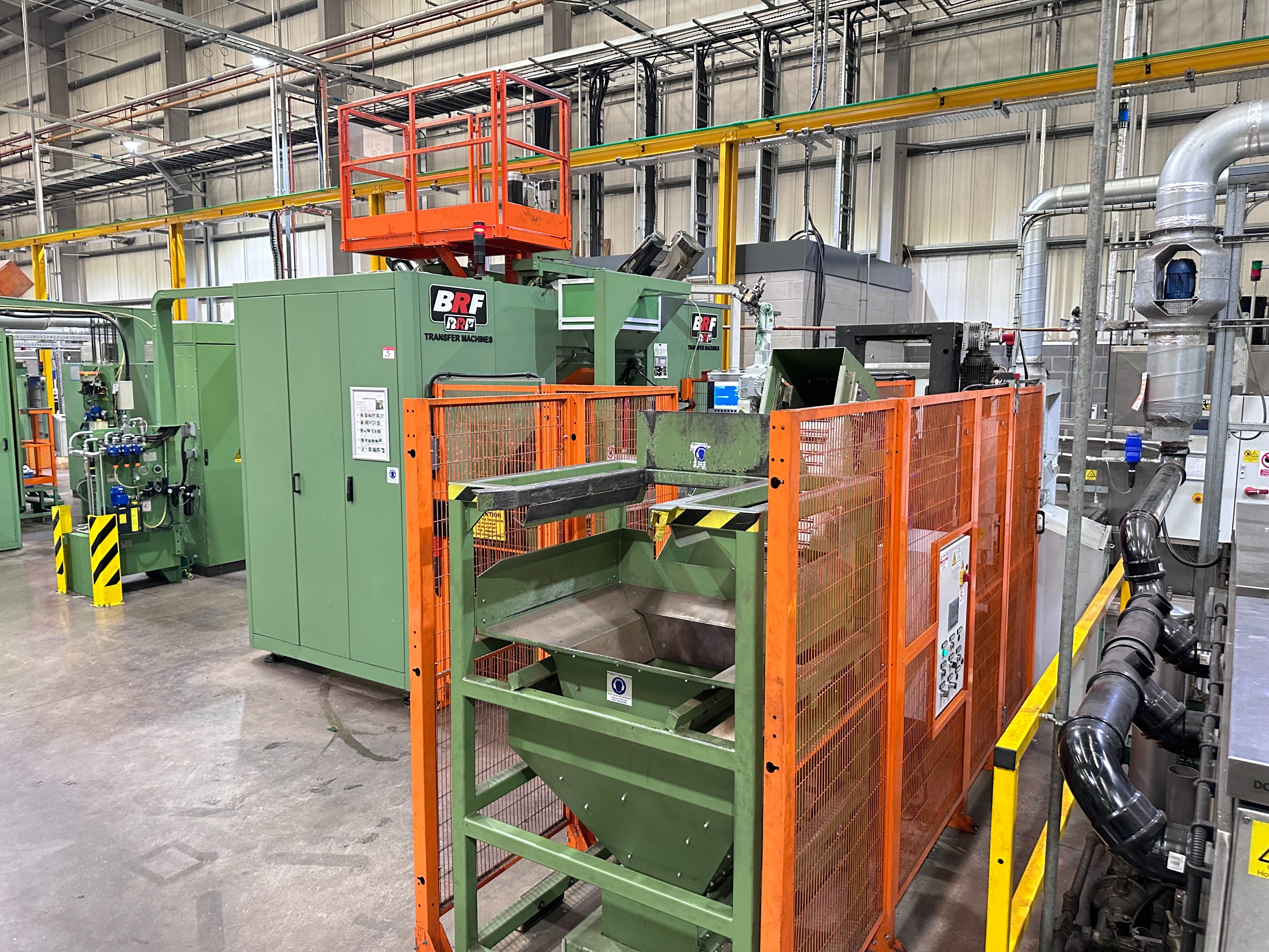 BRF (Riello) AZ-134/60 CN 3-Way, 8-Station Trunnion Type Rotary ...