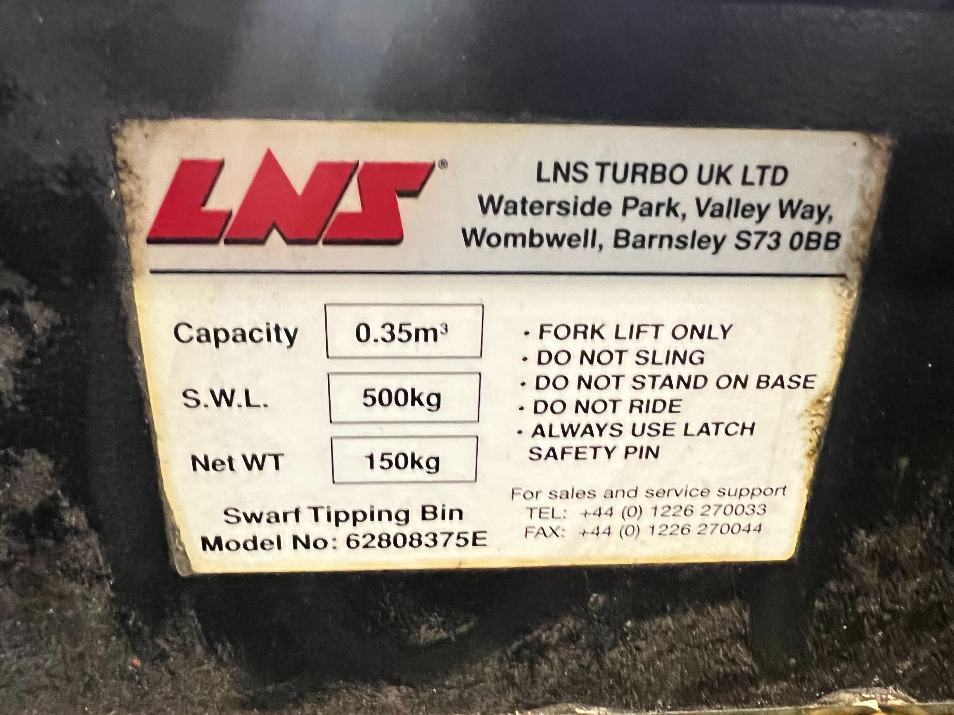 Mobile Fork Lift Truck Tipping Skip