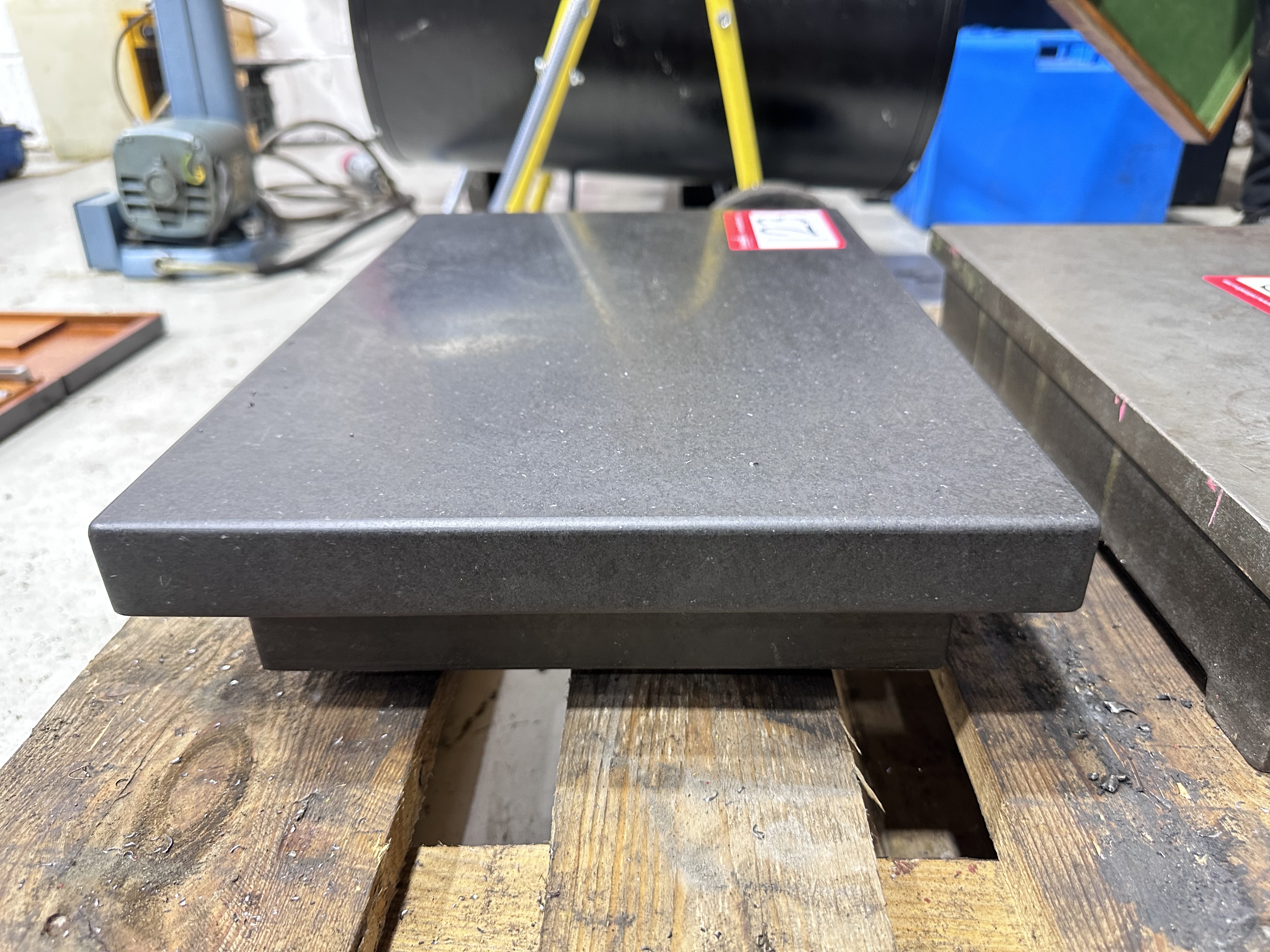 Granite Surface Plate 460mm x 300mm, Steel Plate 460mm x 310mm