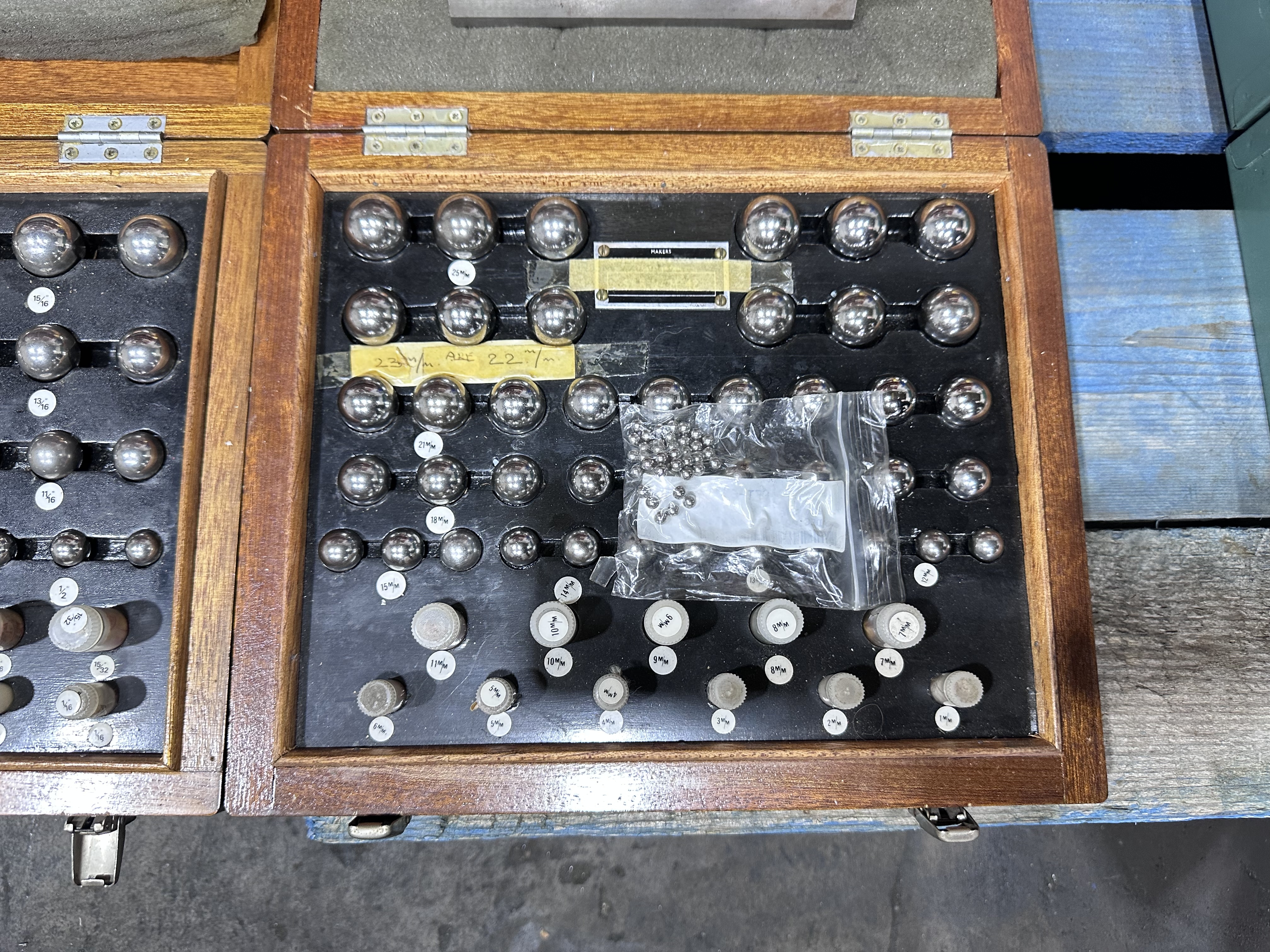 Qty of Precision Balls & Machine Levels