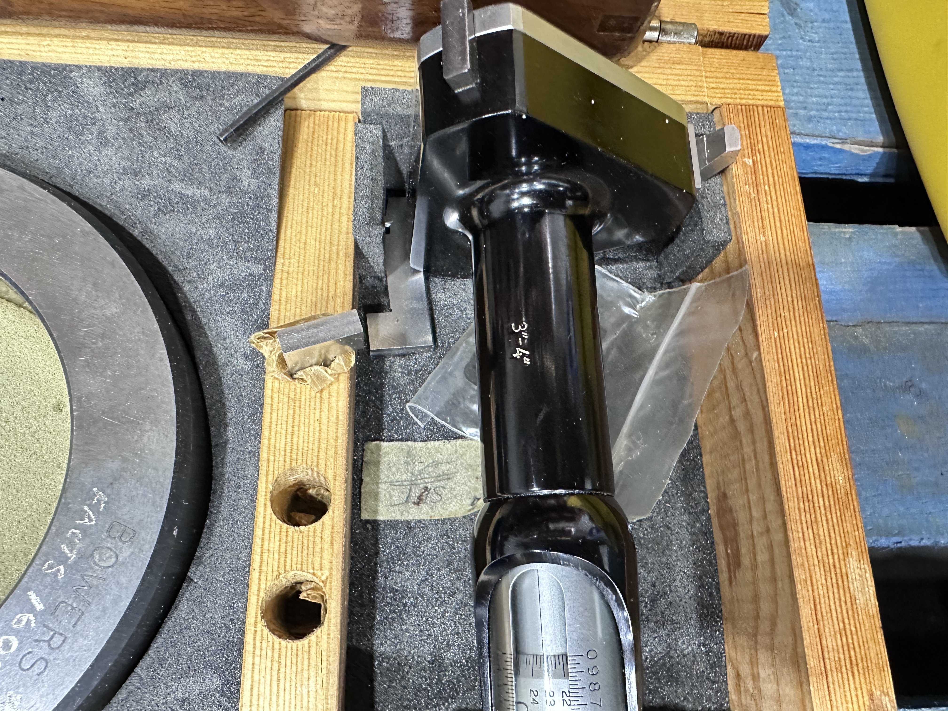 Qty of Internal Measuring Micrometers