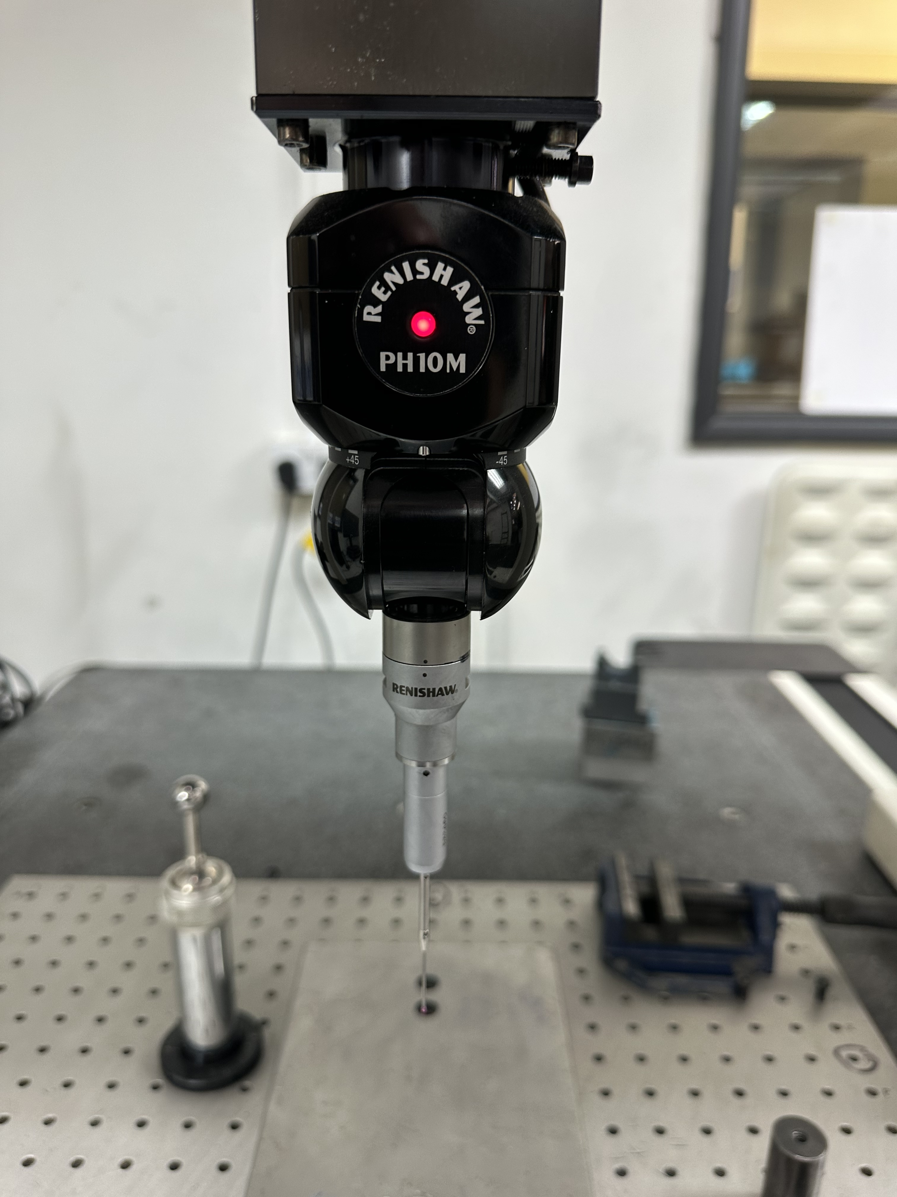 Mistral 0705 Co-ordinate Measuring Machine. (1997)