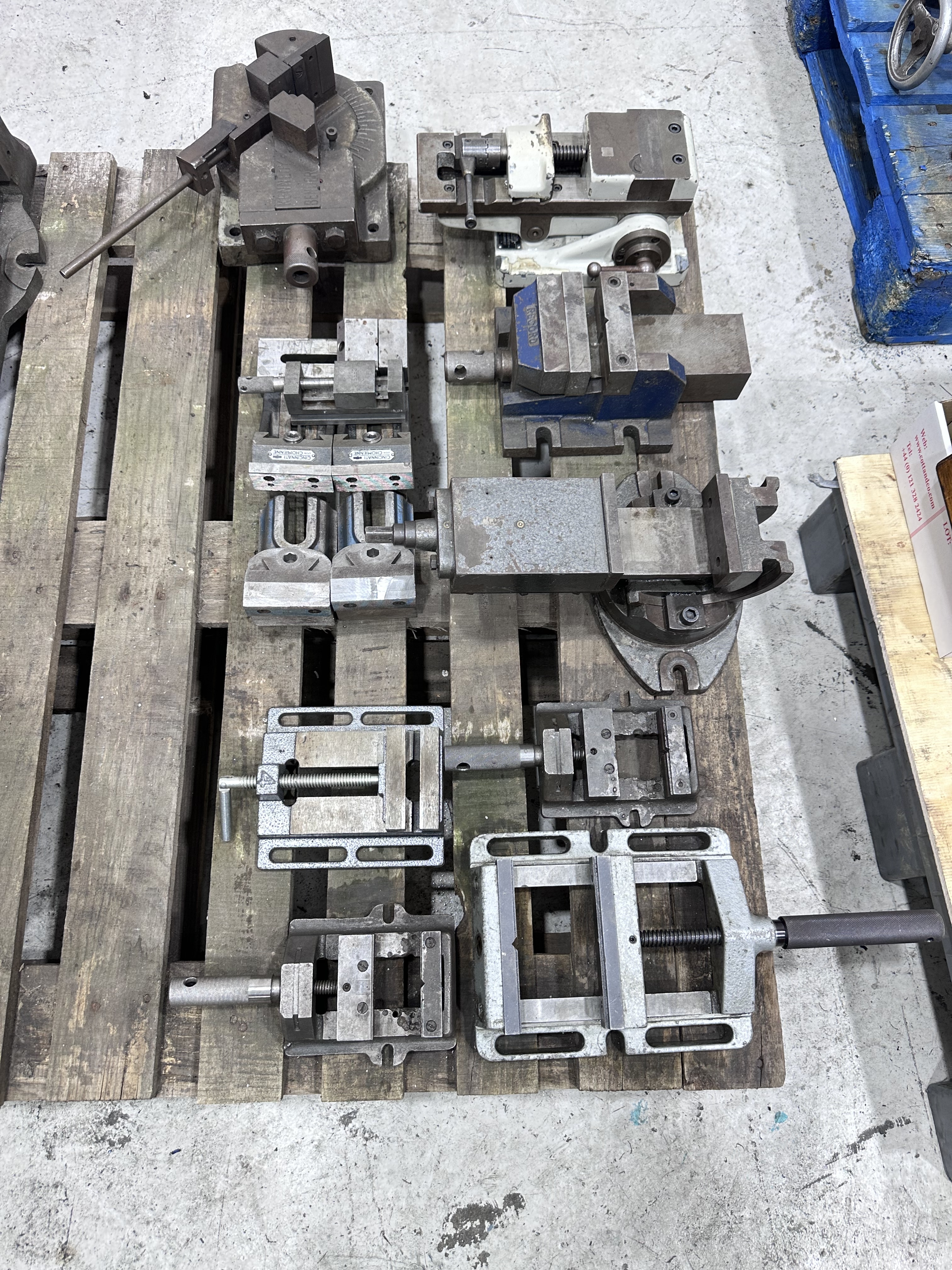 Qty of Machine Vices