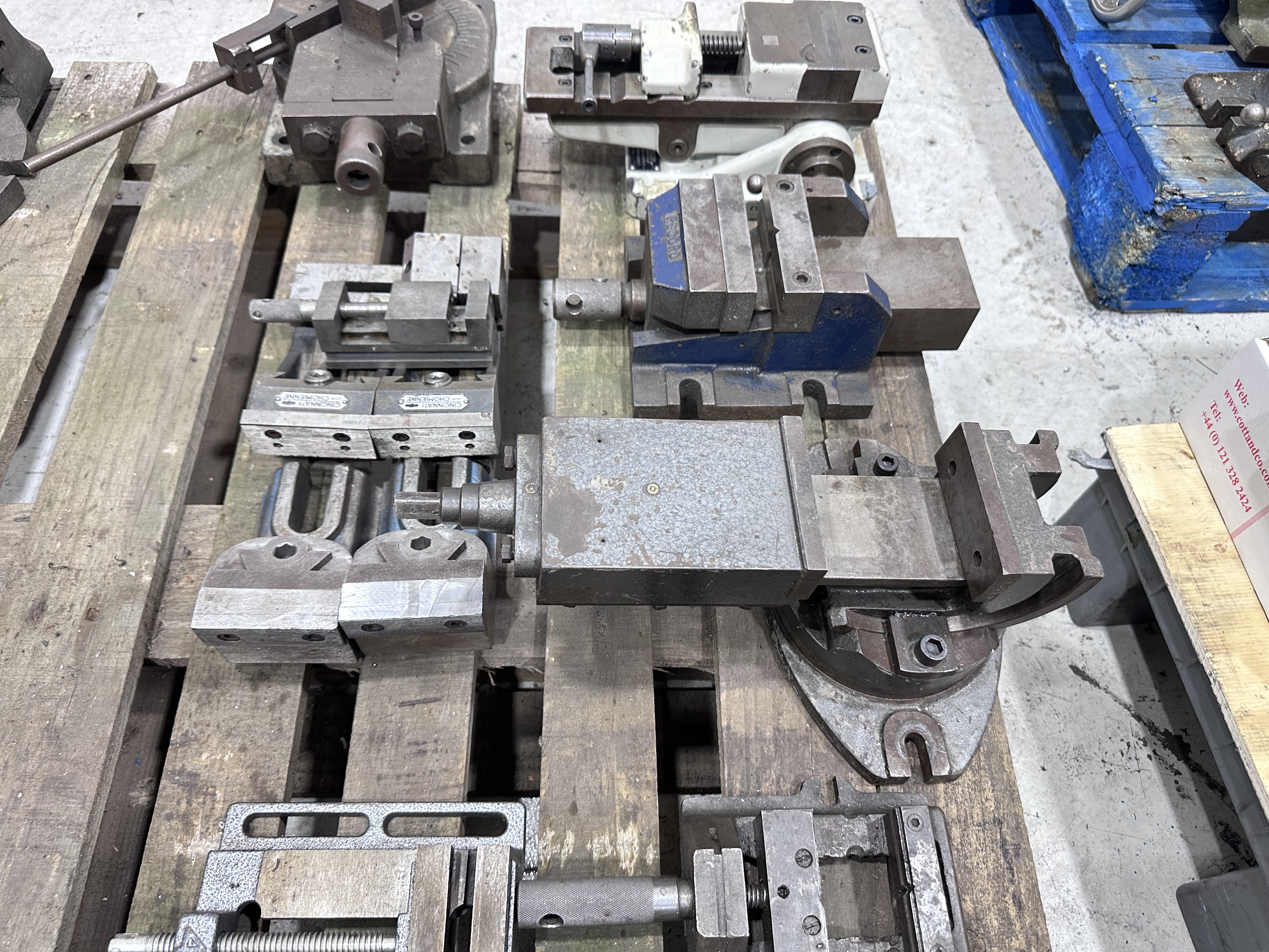 Qty of Machine Vices