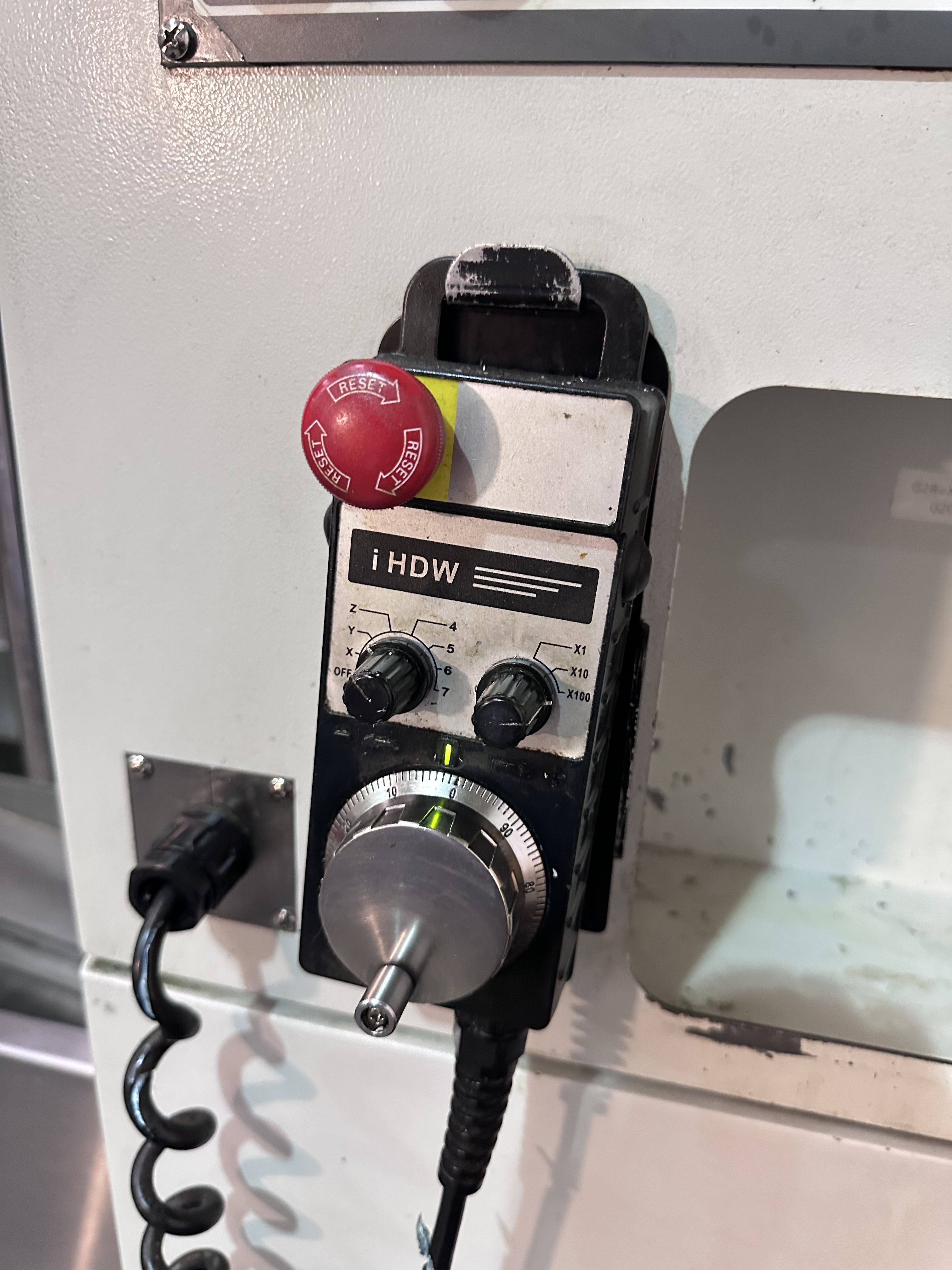  Dugard 1000E Vertical Machining Centre (2014)
