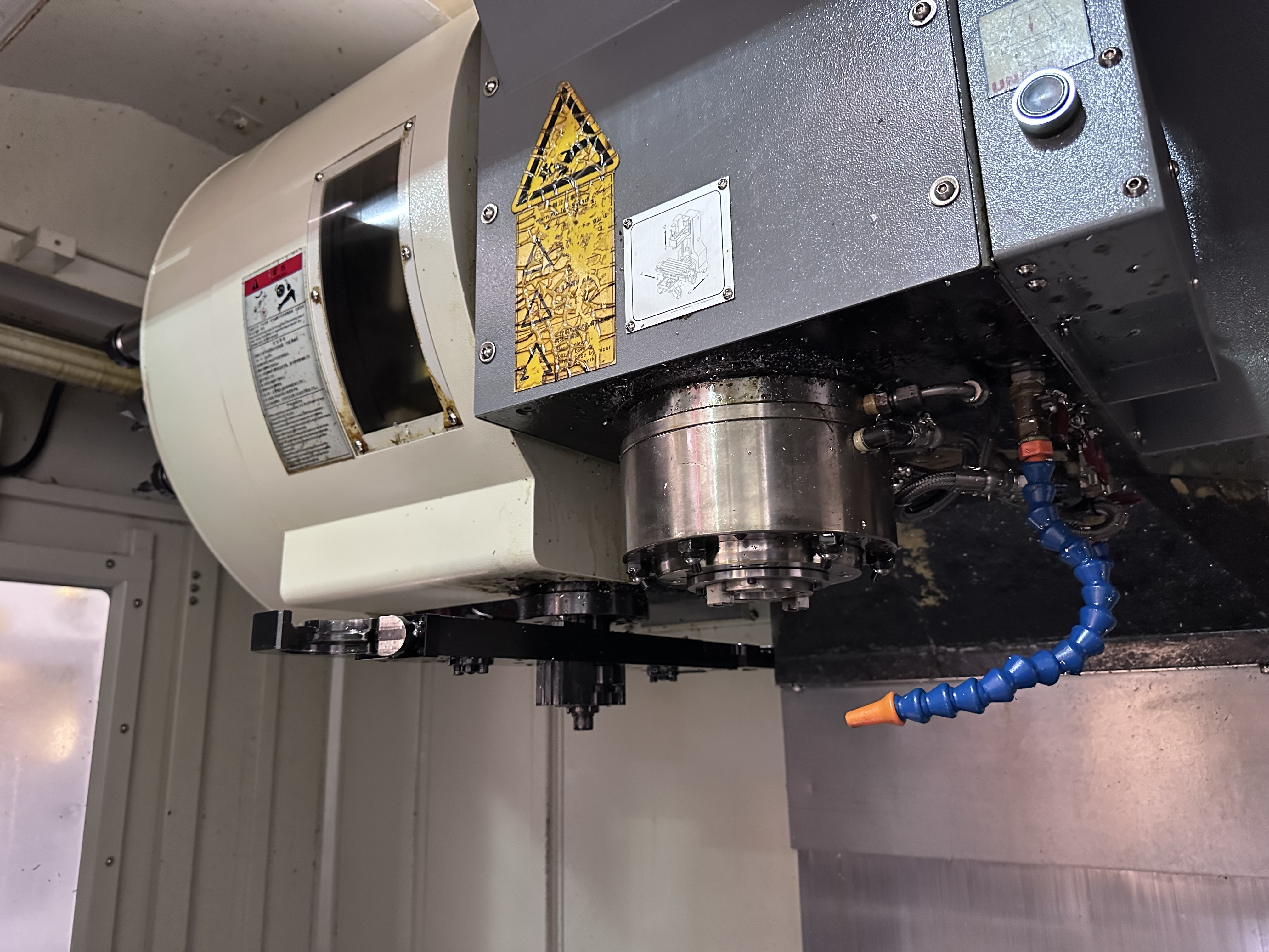  Dugard 1000E Vertical Machining Centre (2014)