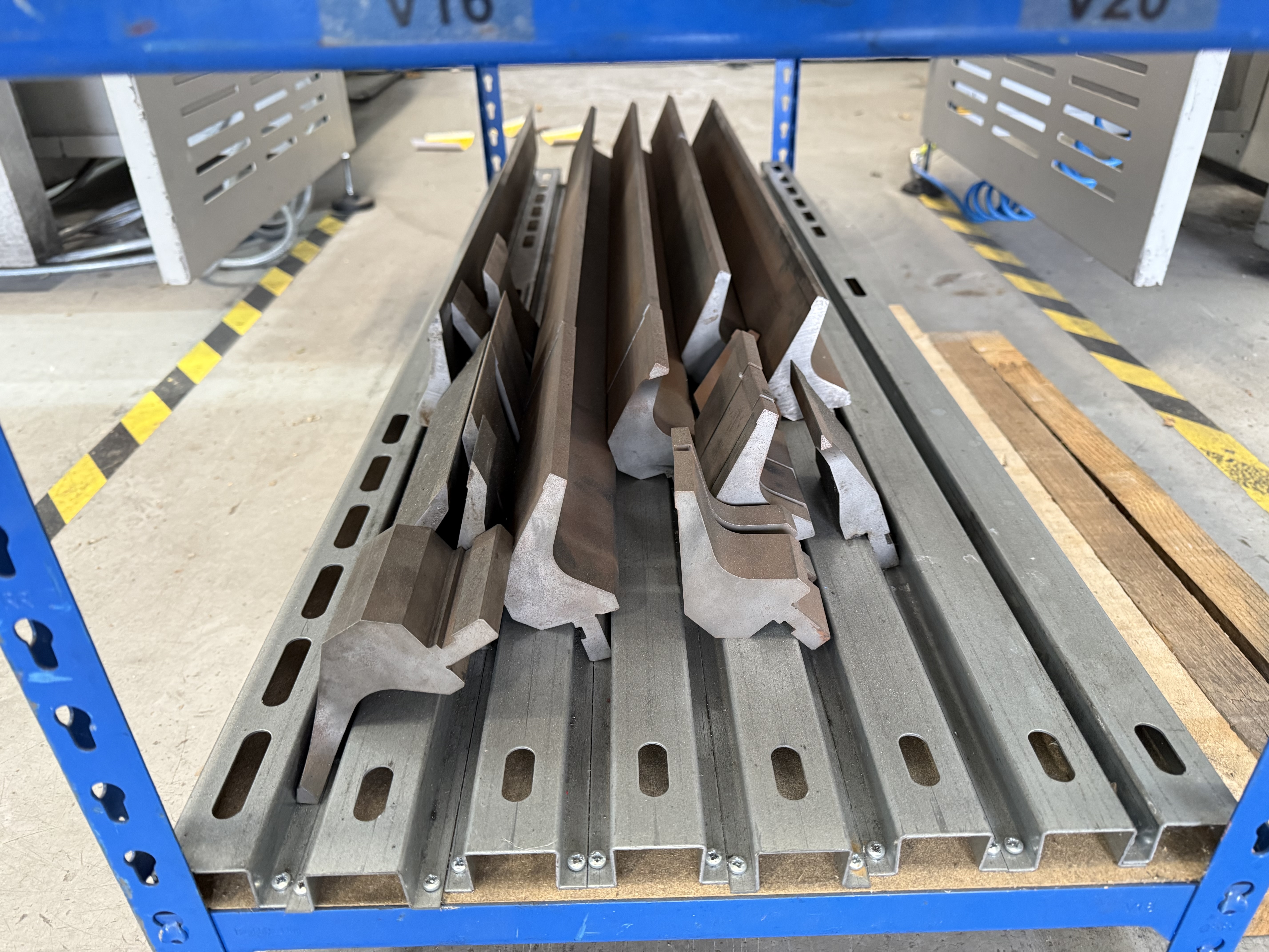 Qty of V12, V16 & V20 Tooling as lotted