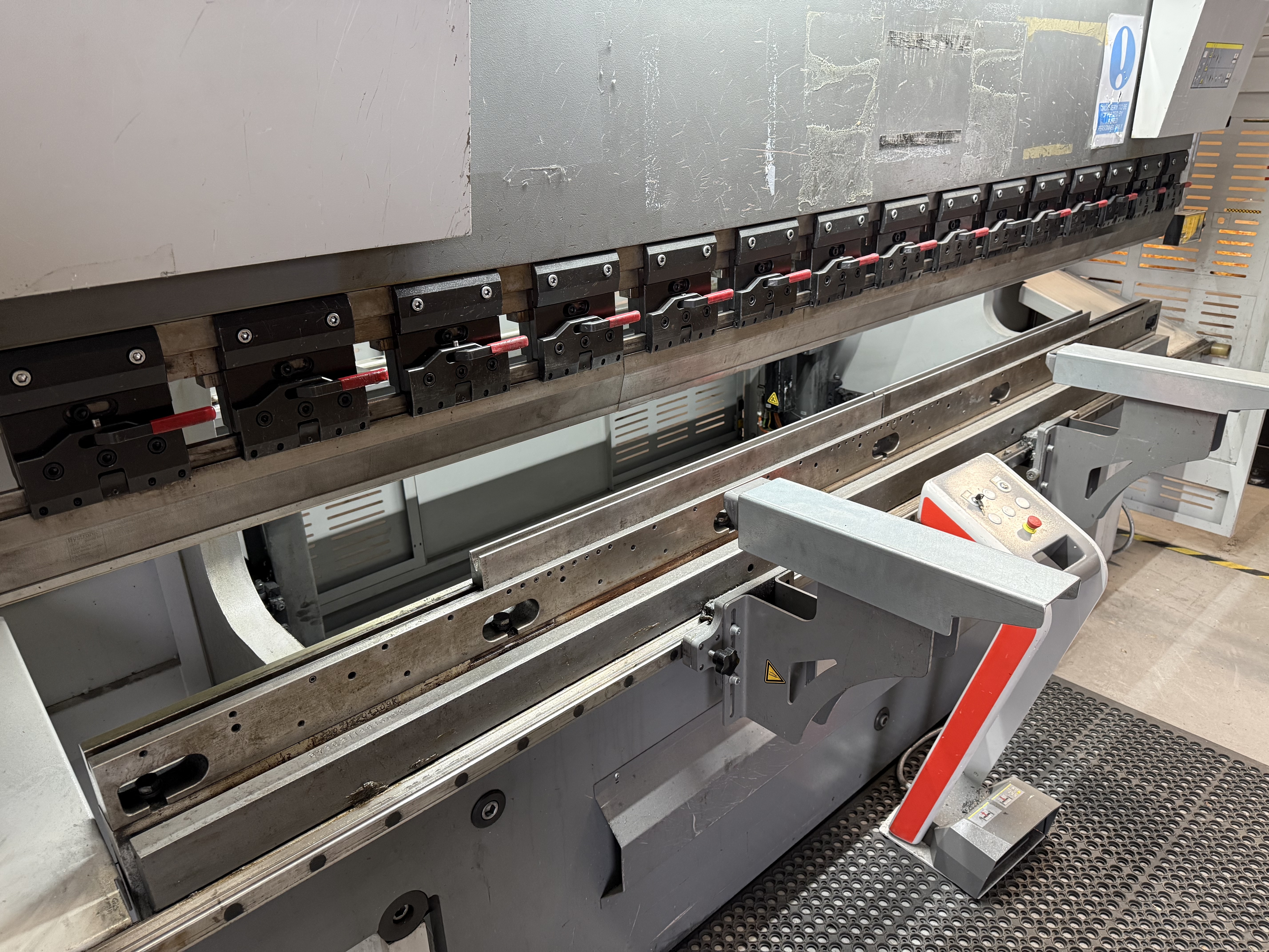 Bystronic XACT Smart 160/3100 Hydraulic Press Brake (2022)