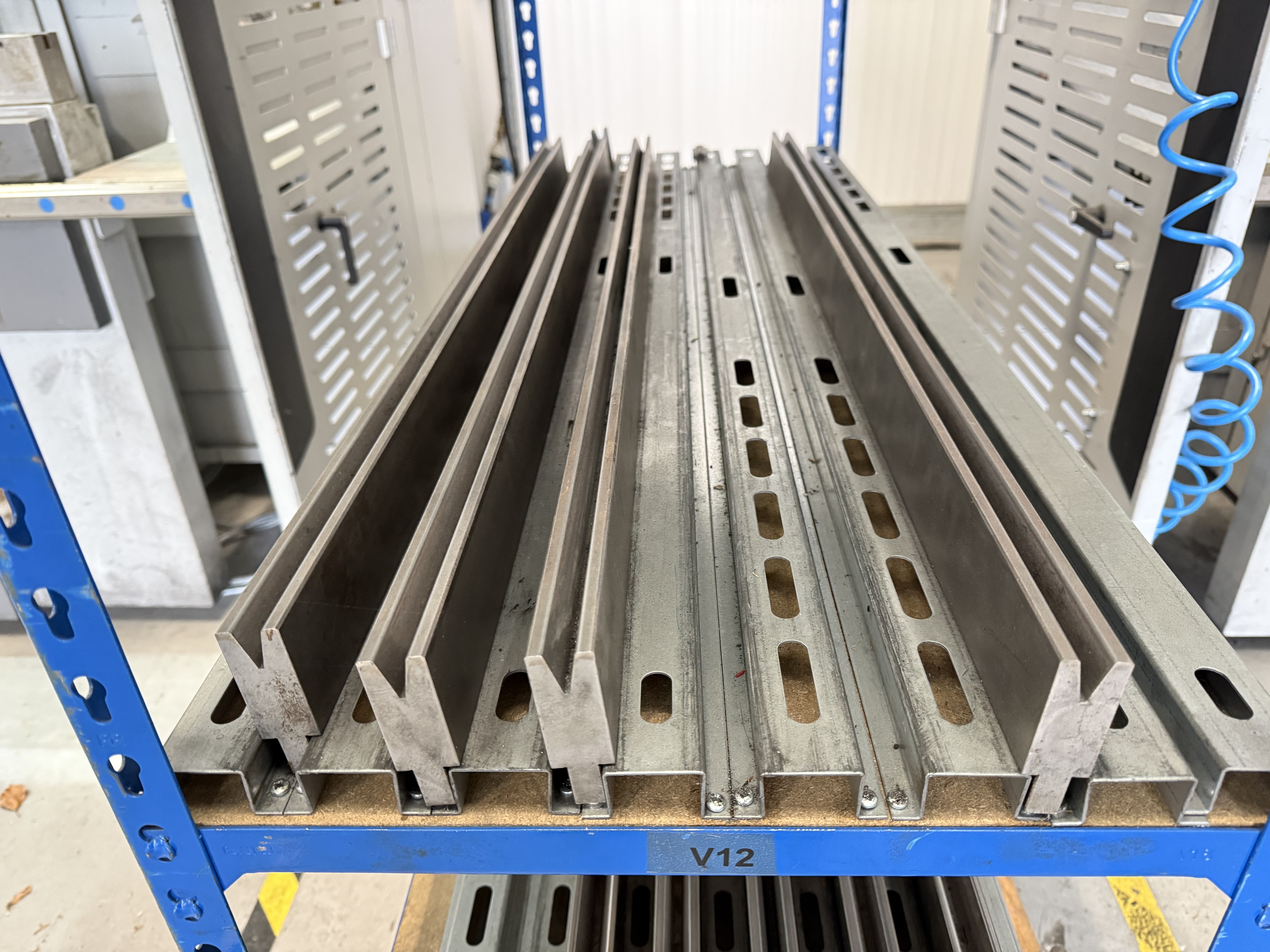 Qty of V12, V16 & V20 Tooling as lotted