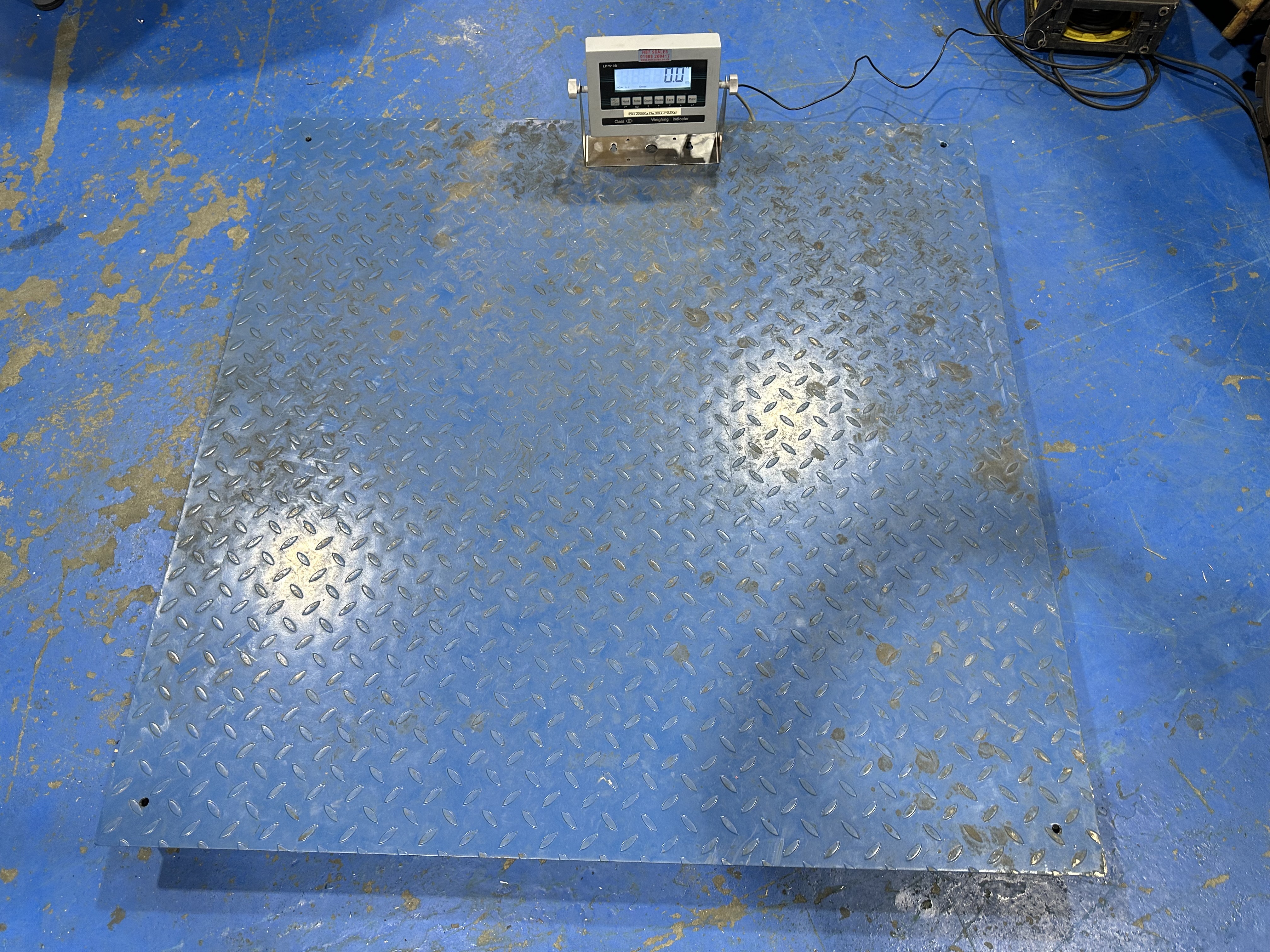 Digital Read Out Platform Scales 