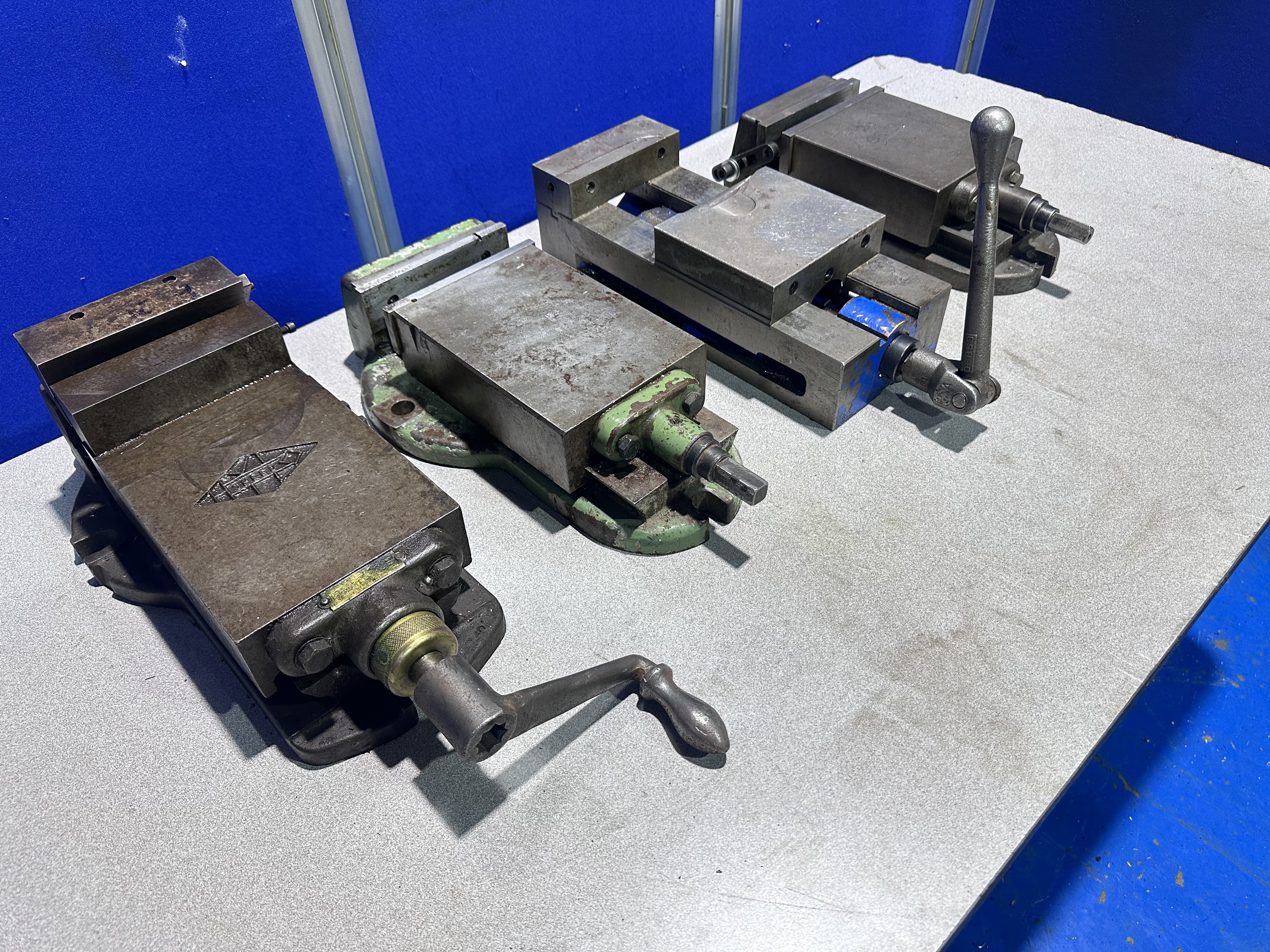 (4) x 6" Machine Vices