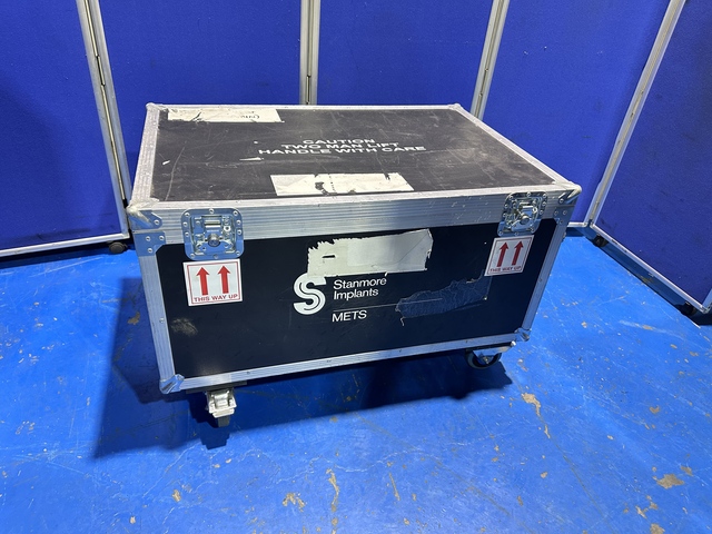 Mobile Flight Case 900mm x 615mm x 580mm