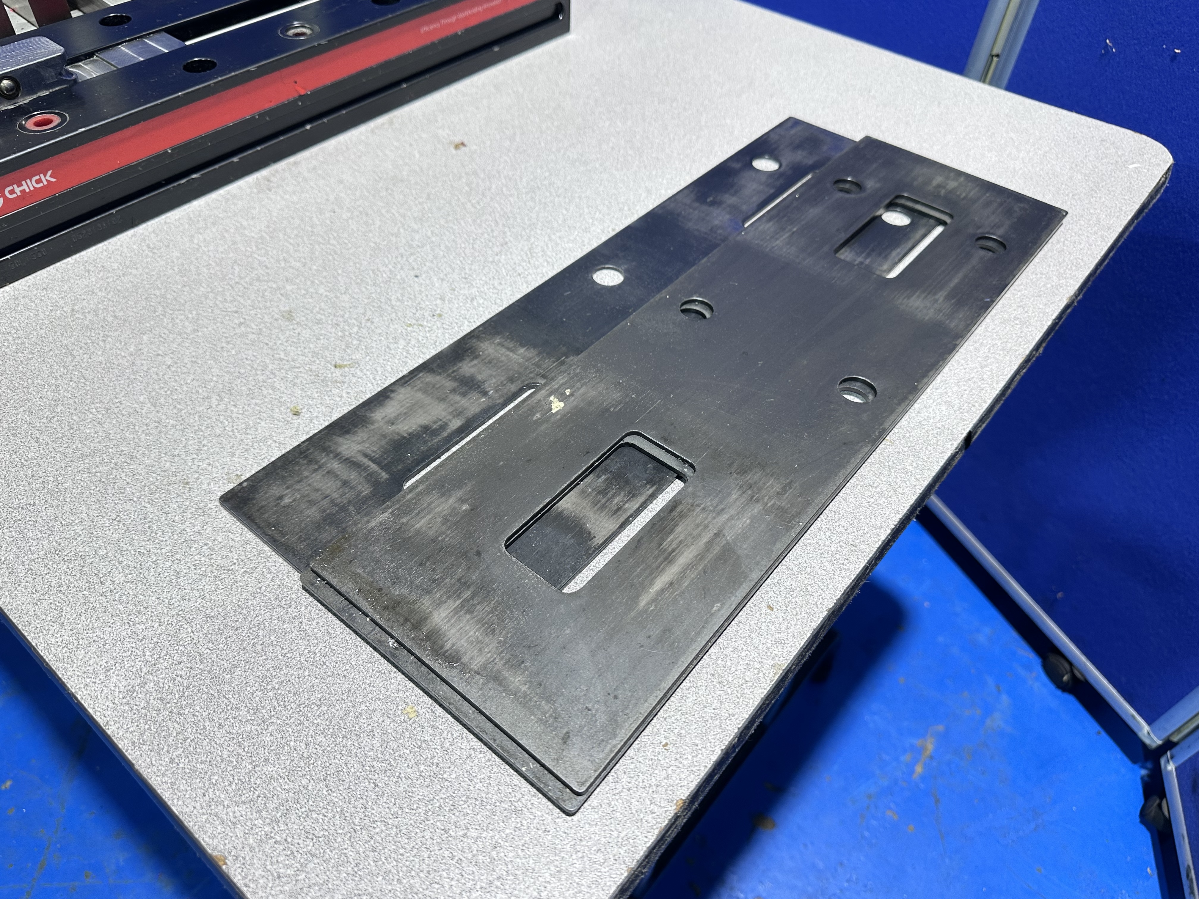 (2) x Chick 5 QL 1550 Multilok Machine Bases