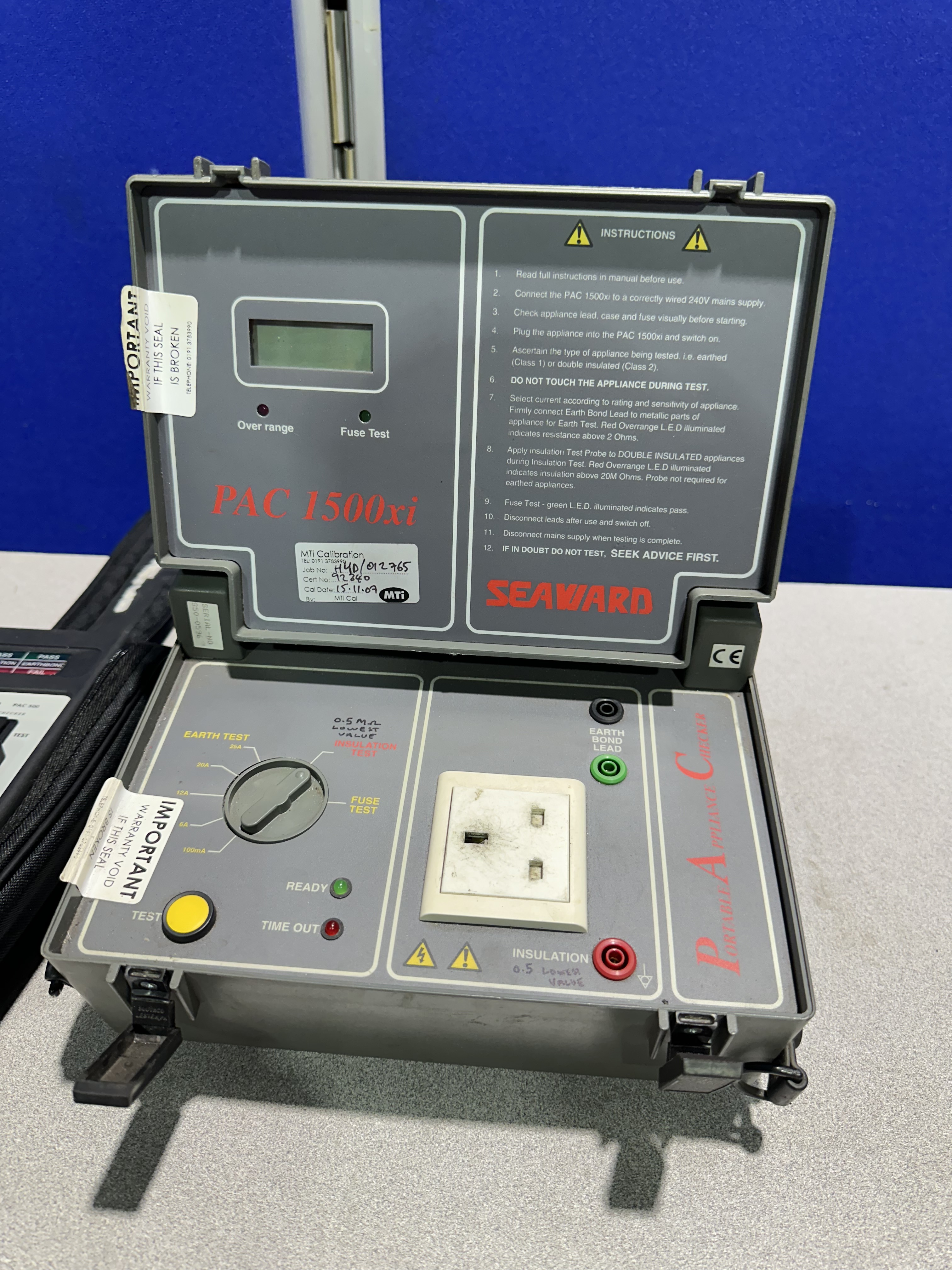 Seaward Portable Appliance Check, 1 x PAC 1500Xi, (1) x PAC 500